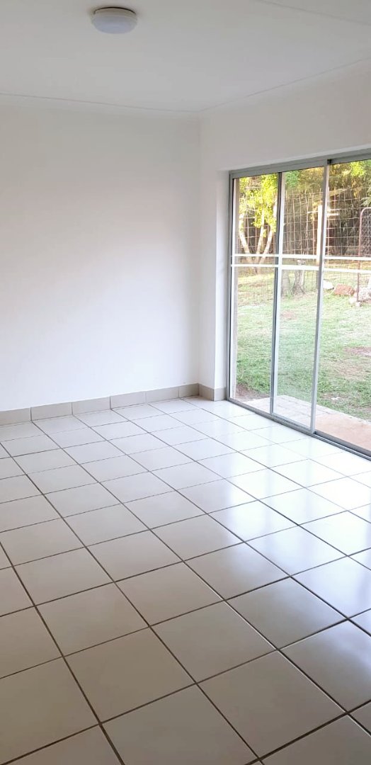 To Let 1 Bedroom Property for Rent in Knoppieslaagte Gauteng