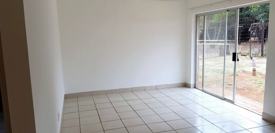 To Let 1 Bedroom Property for Rent in Knoppieslaagte Gauteng