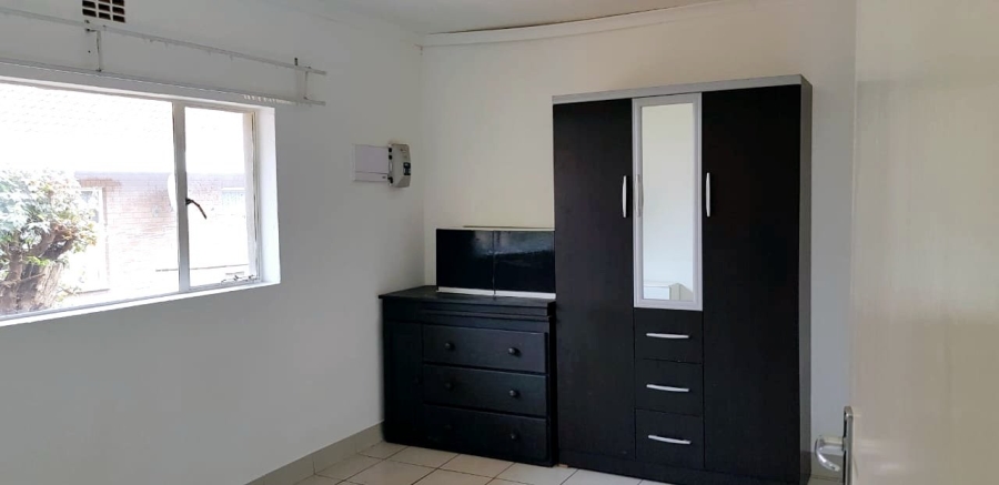 To Let 1 Bedroom Property for Rent in Knoppieslaagte Gauteng