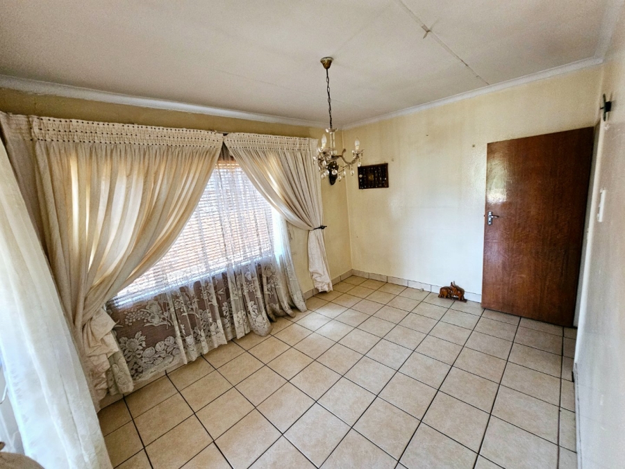 3 Bedroom Property for Sale in Laudium Ext 2 Gauteng