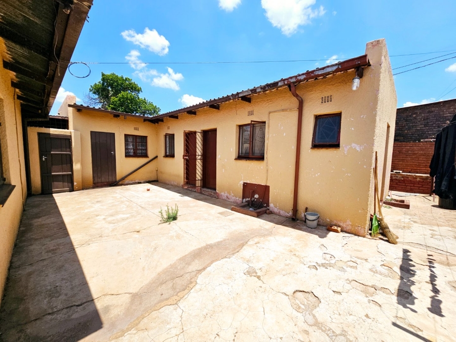 3 Bedroom Property for Sale in Laudium Ext 2 Gauteng