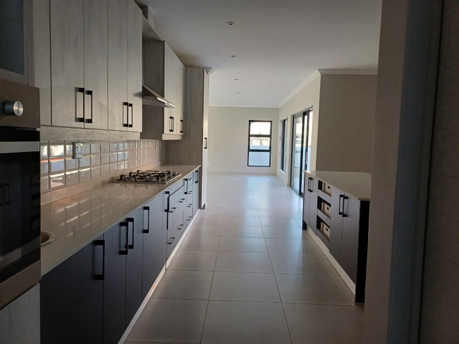 4 Bedroom Property for Sale in Silverwoods Country Estate Gauteng