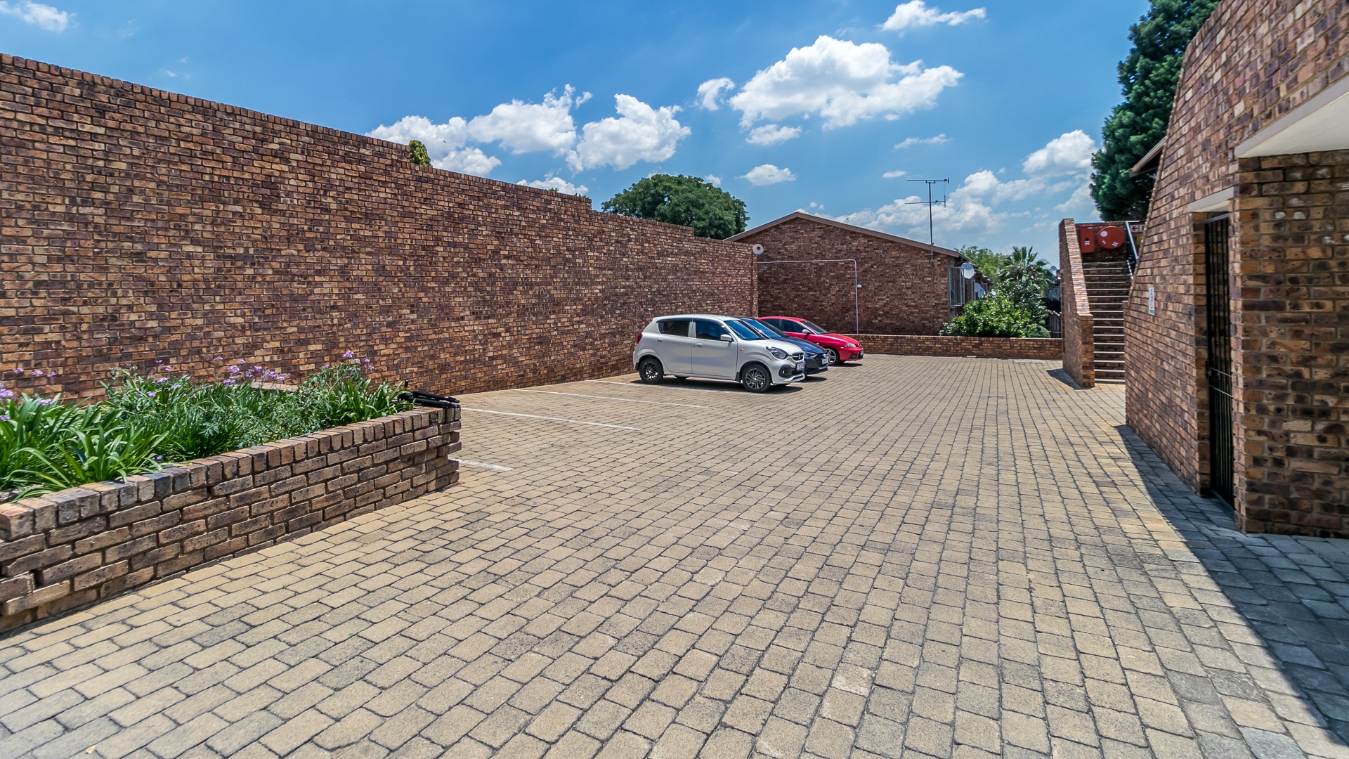 2 Bedroom Property for Sale in Ferndale Gauteng