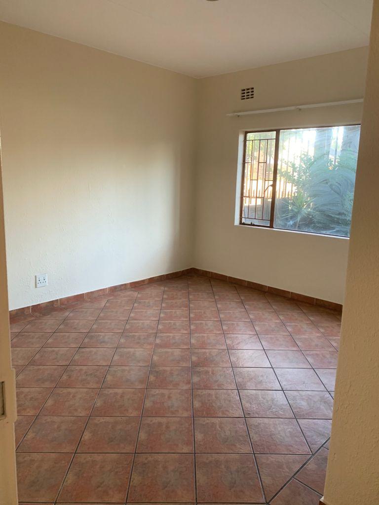 To Let 2 Bedroom Property for Rent in Ravensklip Gauteng