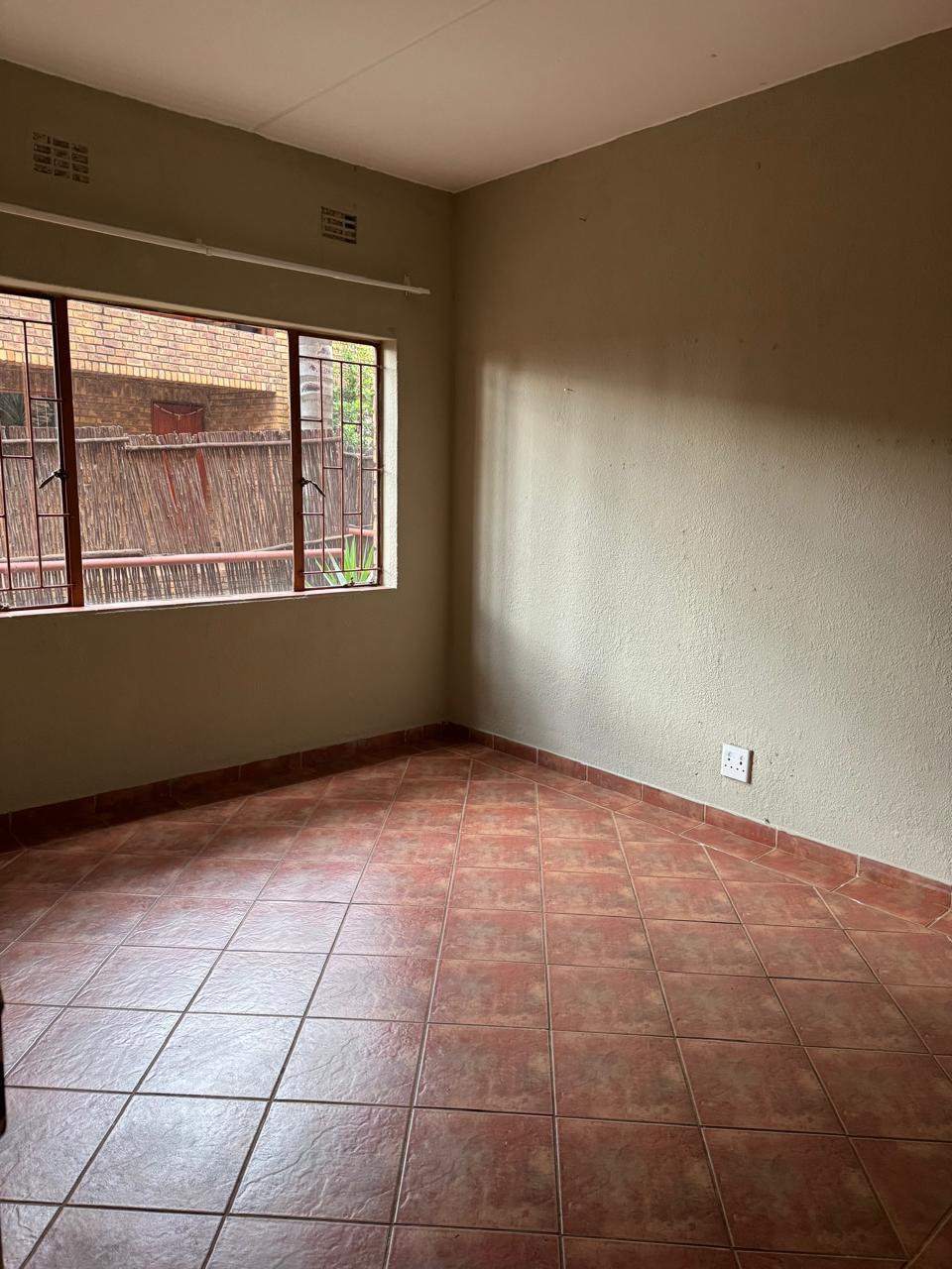 To Let 2 Bedroom Property for Rent in Ravensklip Gauteng