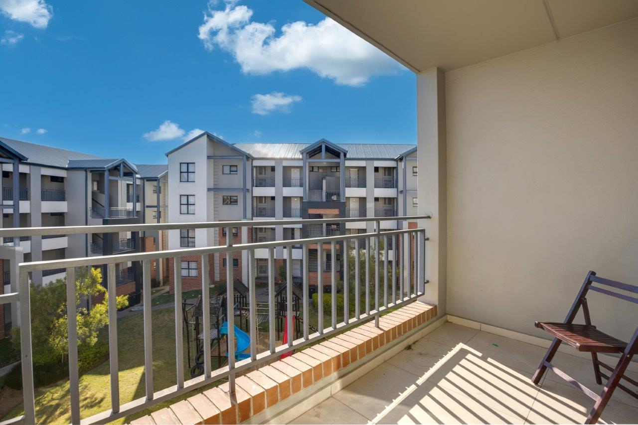 1 Bedroom Property for Sale in Erand Gardens Gauteng