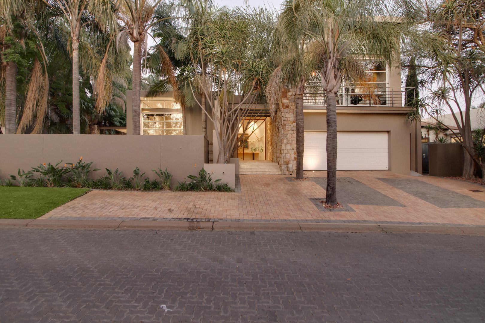 4 Bedroom Property for Sale in Fourways Gardens Gauteng