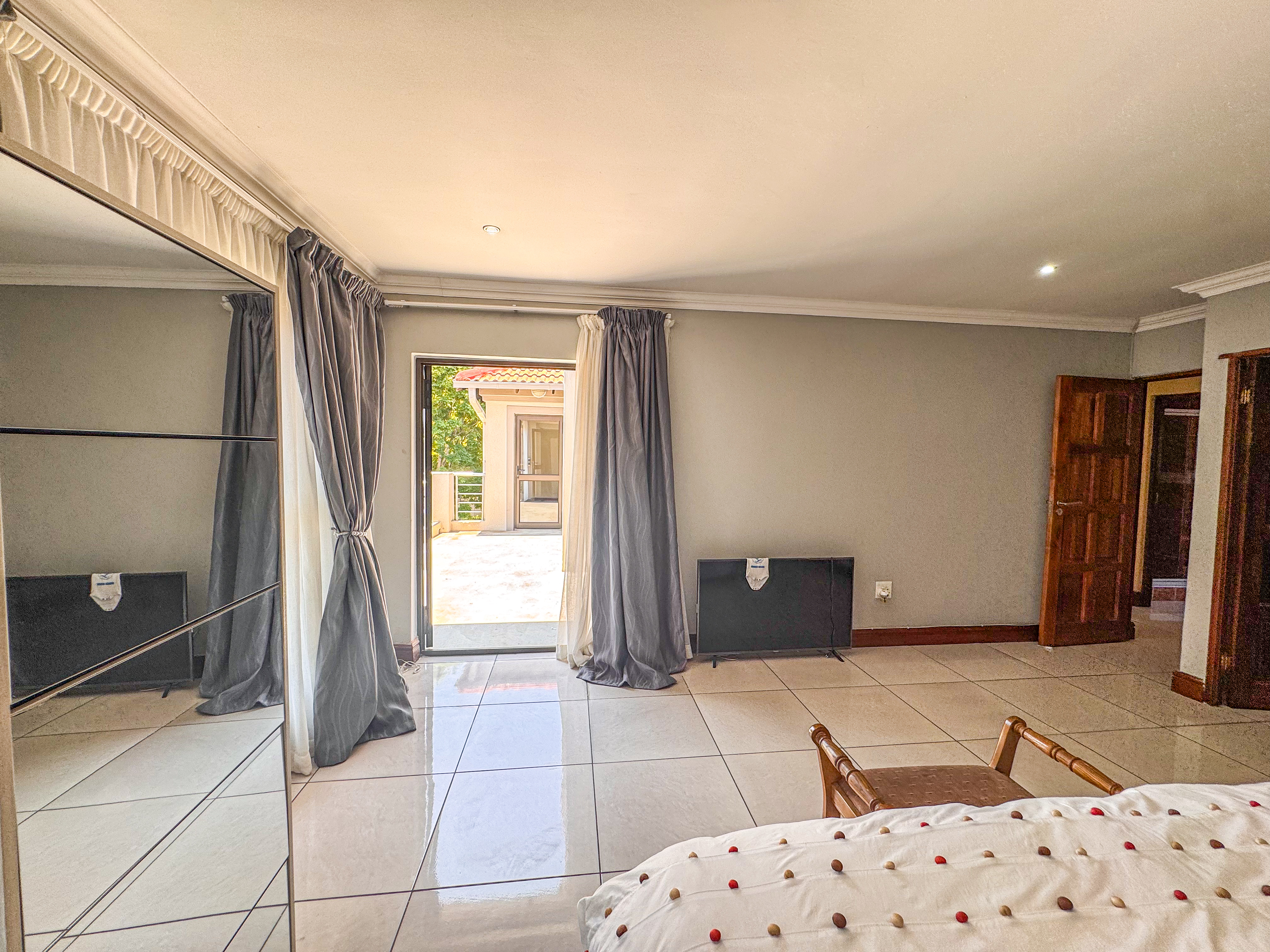 4 Bedroom Property for Sale in Willow Acres Gauteng