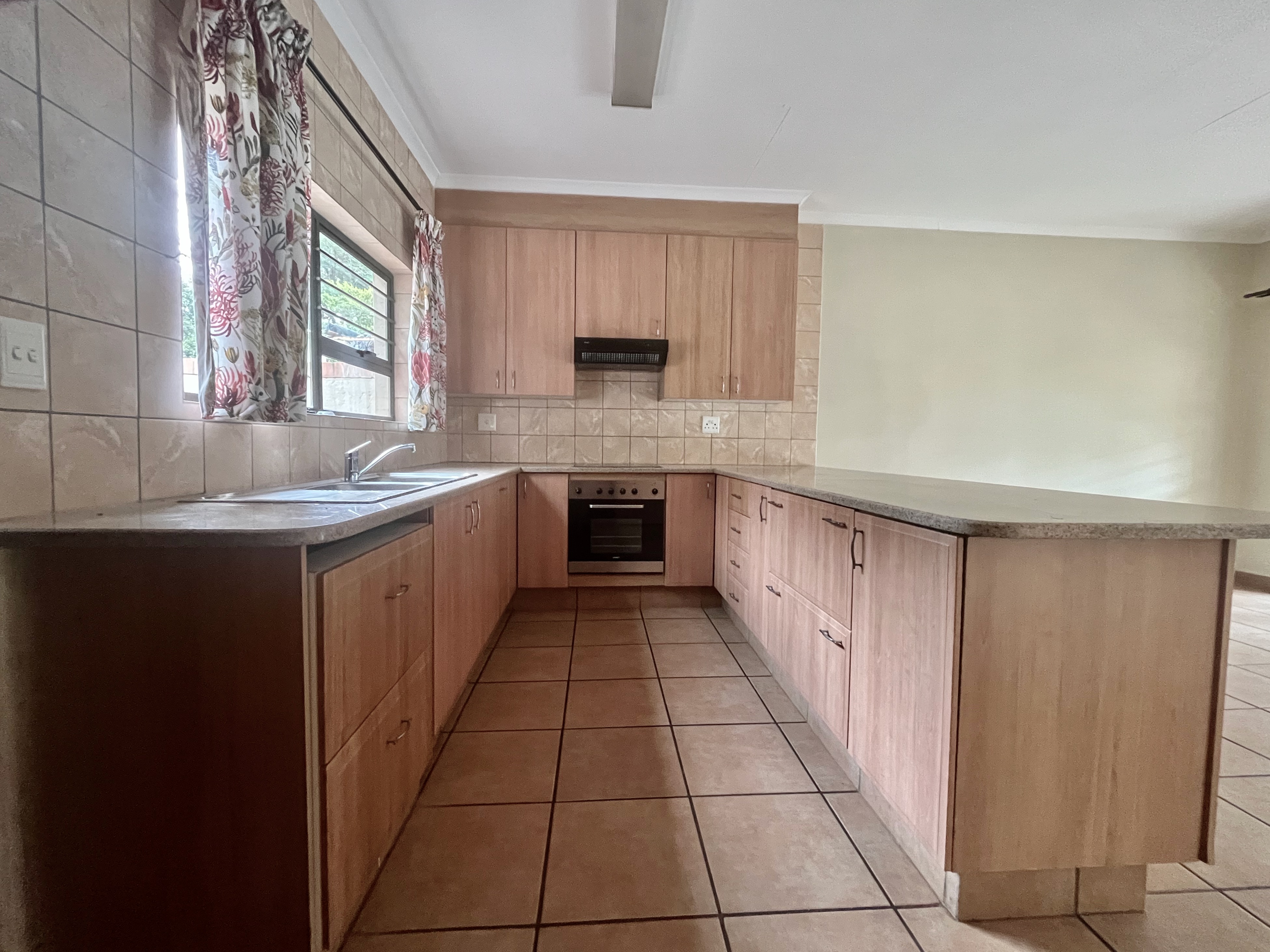 1 Bedroom Property for Sale in The Retreat Gauteng