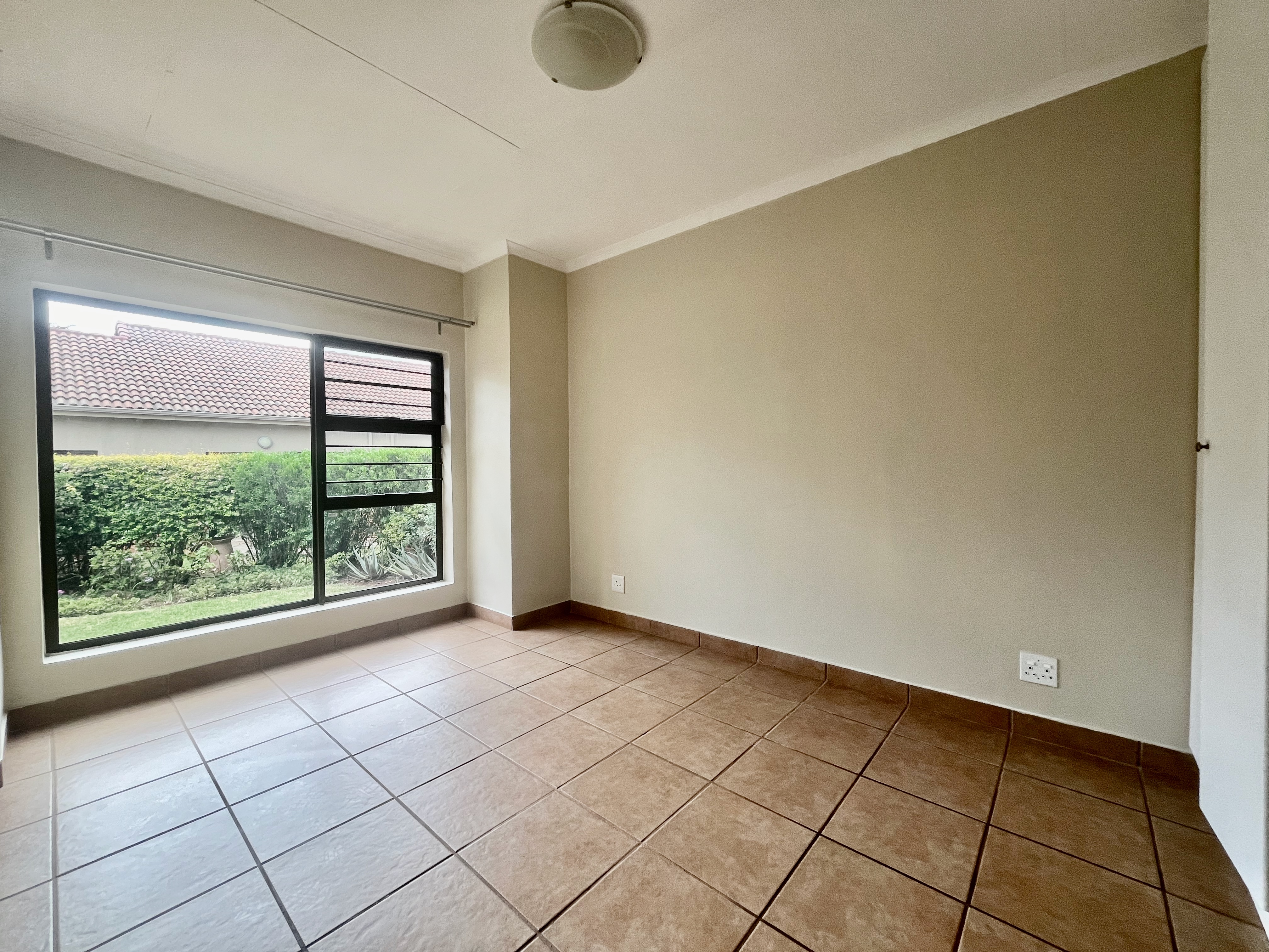 1 Bedroom Property for Sale in The Retreat Gauteng