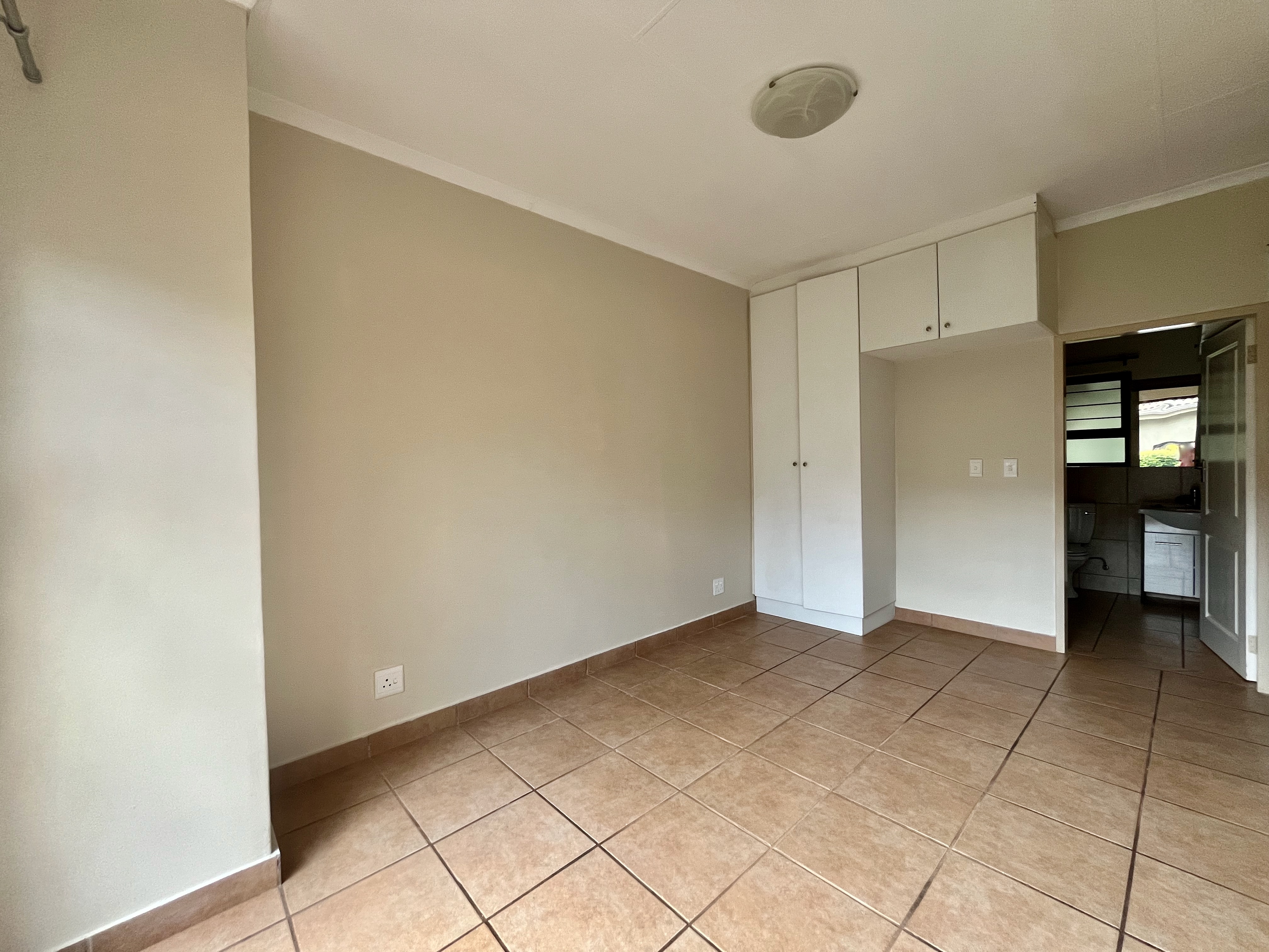 1 Bedroom Property for Sale in The Retreat Gauteng