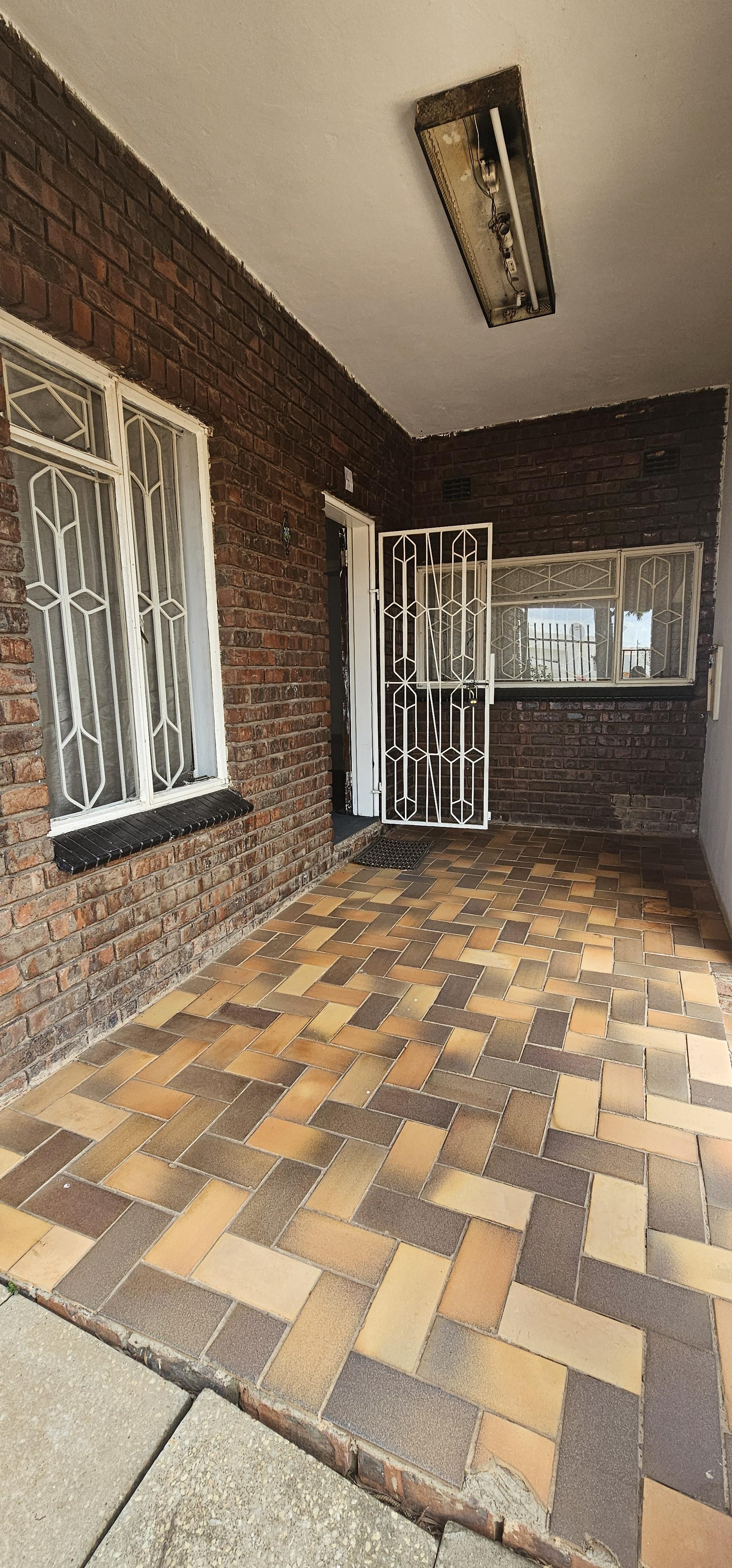 To Let 3 Bedroom Property for Rent in Laudium Gauteng