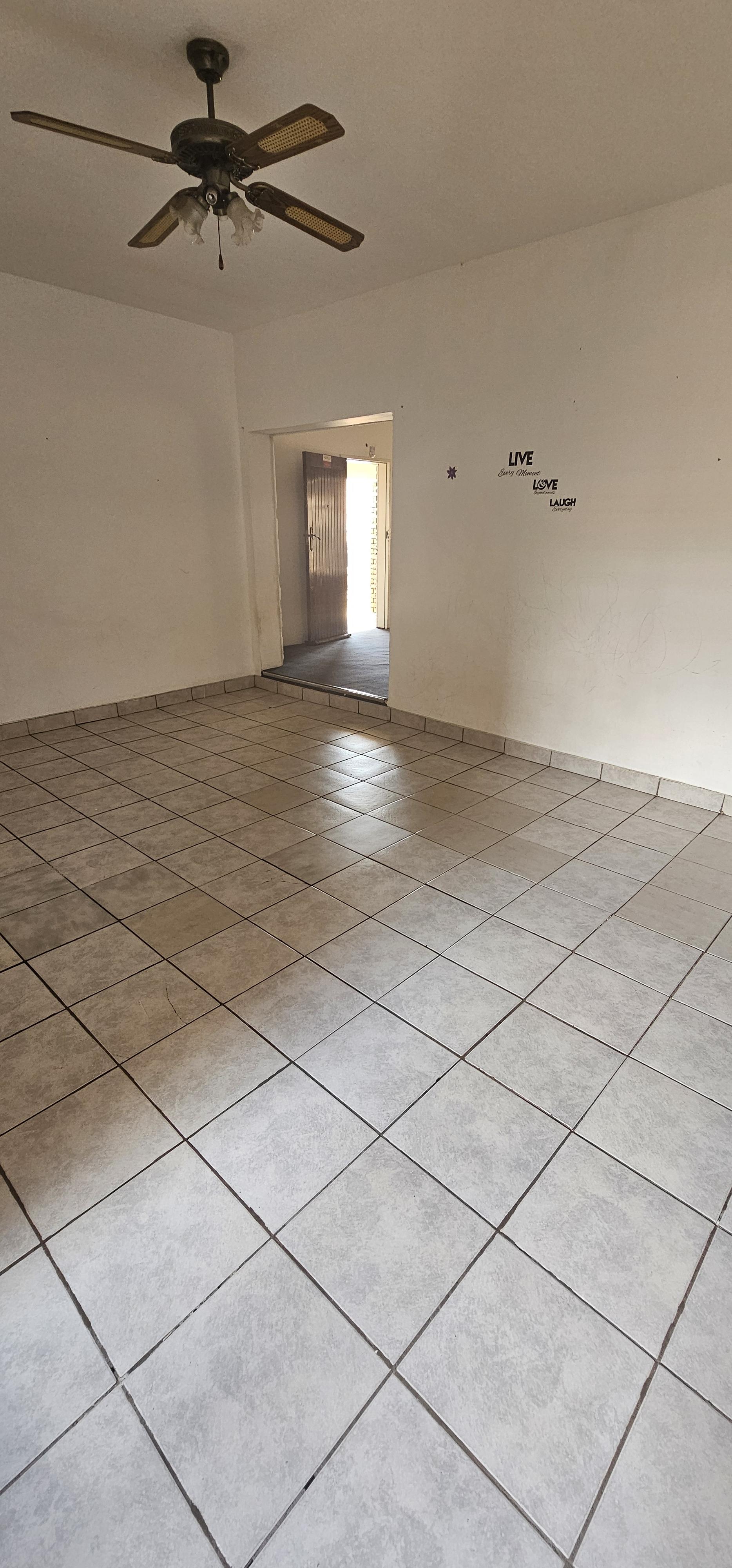 To Let 3 Bedroom Property for Rent in Laudium Gauteng