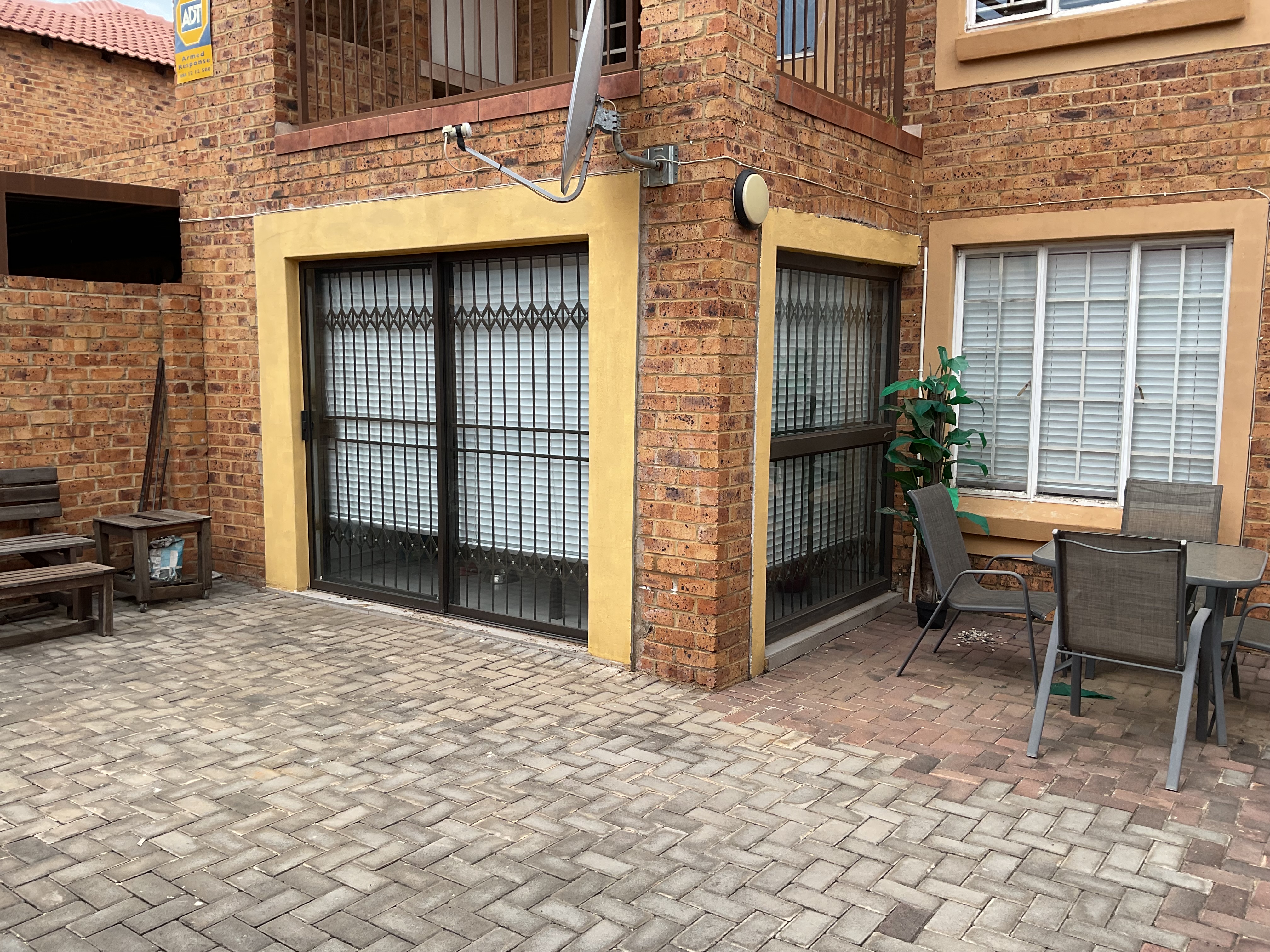 3 Bedroom Property for Sale in Monavoni Gauteng