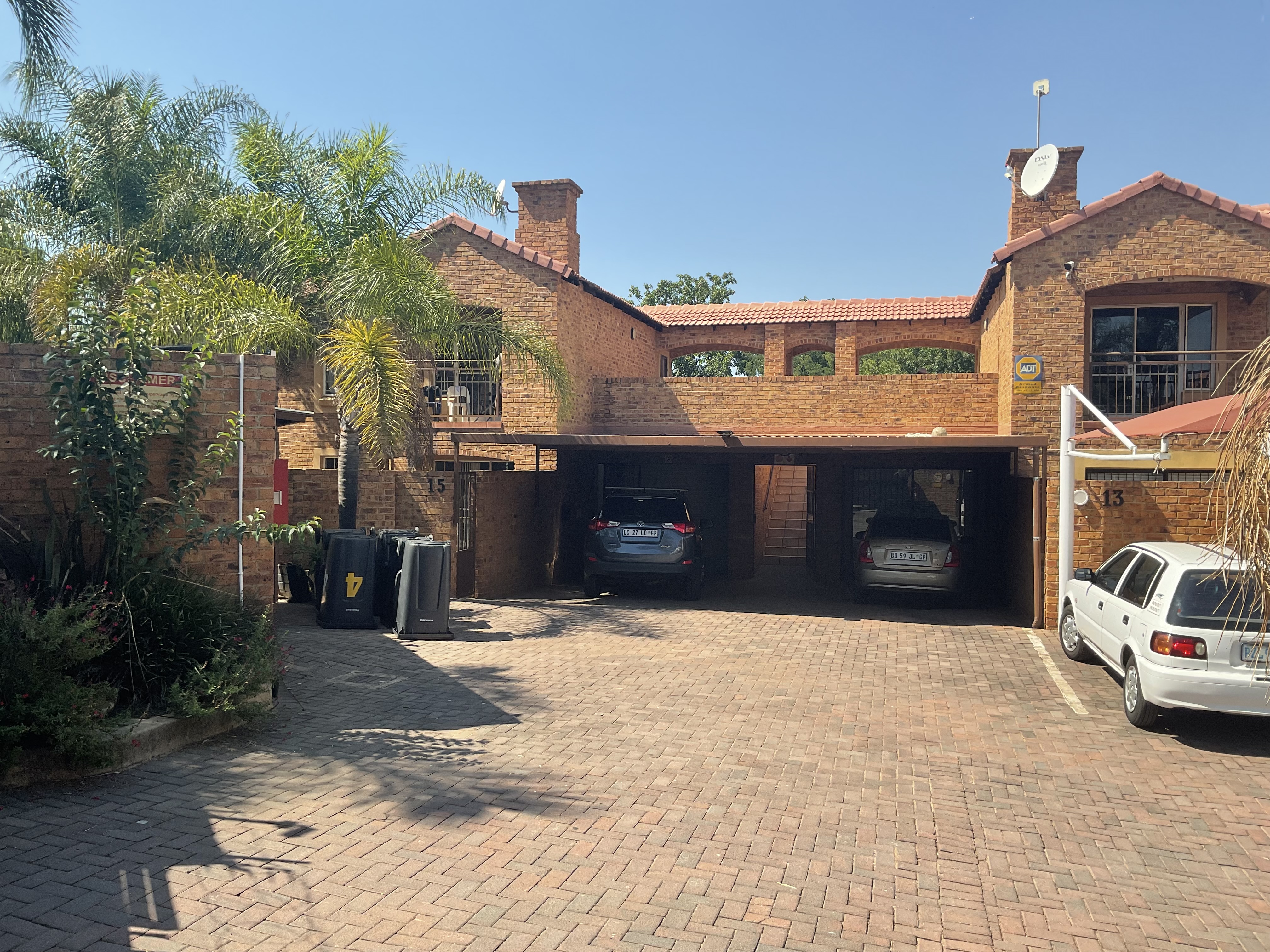 3 Bedroom Property for Sale in Monavoni Gauteng