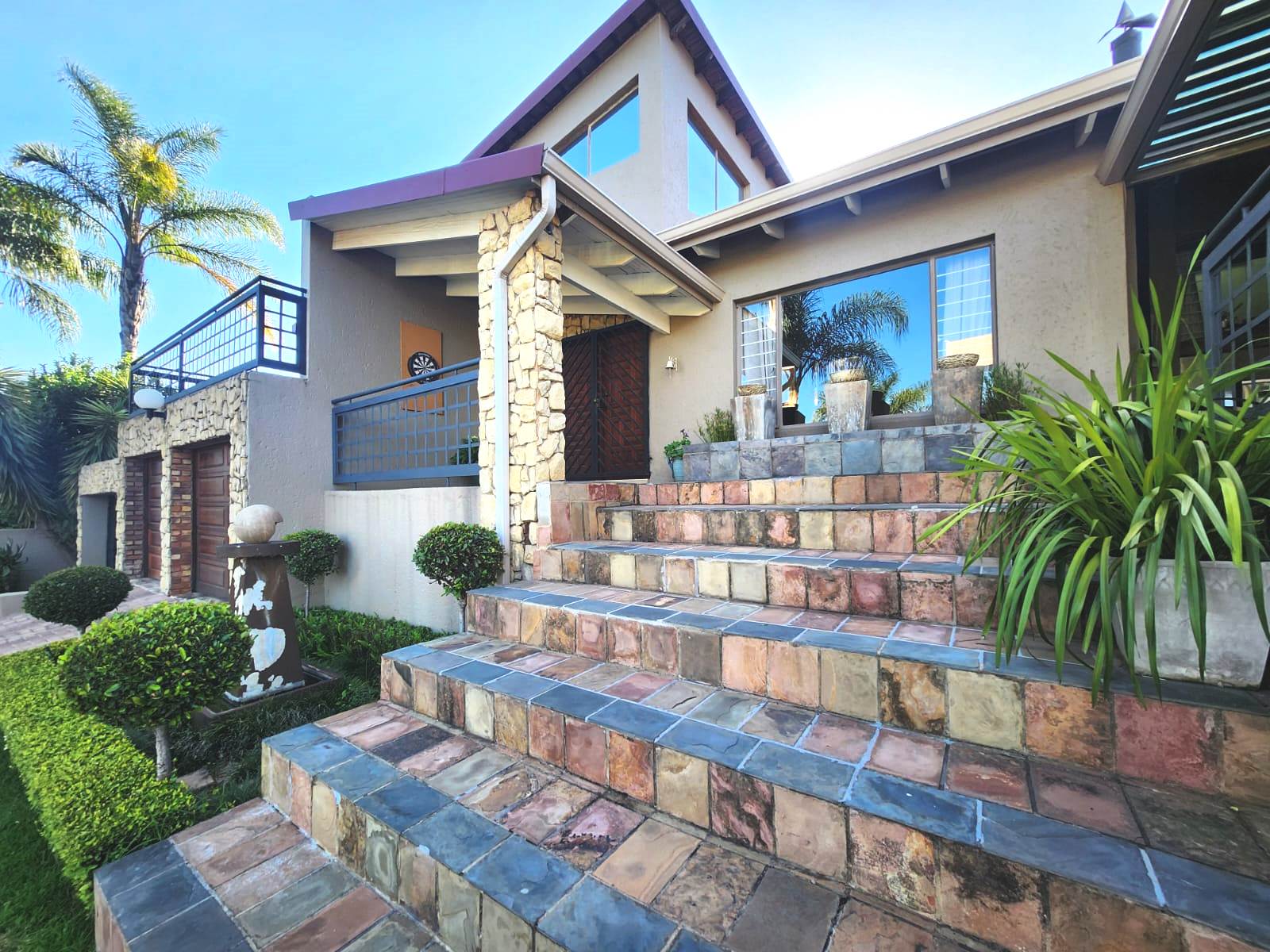 4 Bedroom Property for Sale in Eldoraigne Gauteng