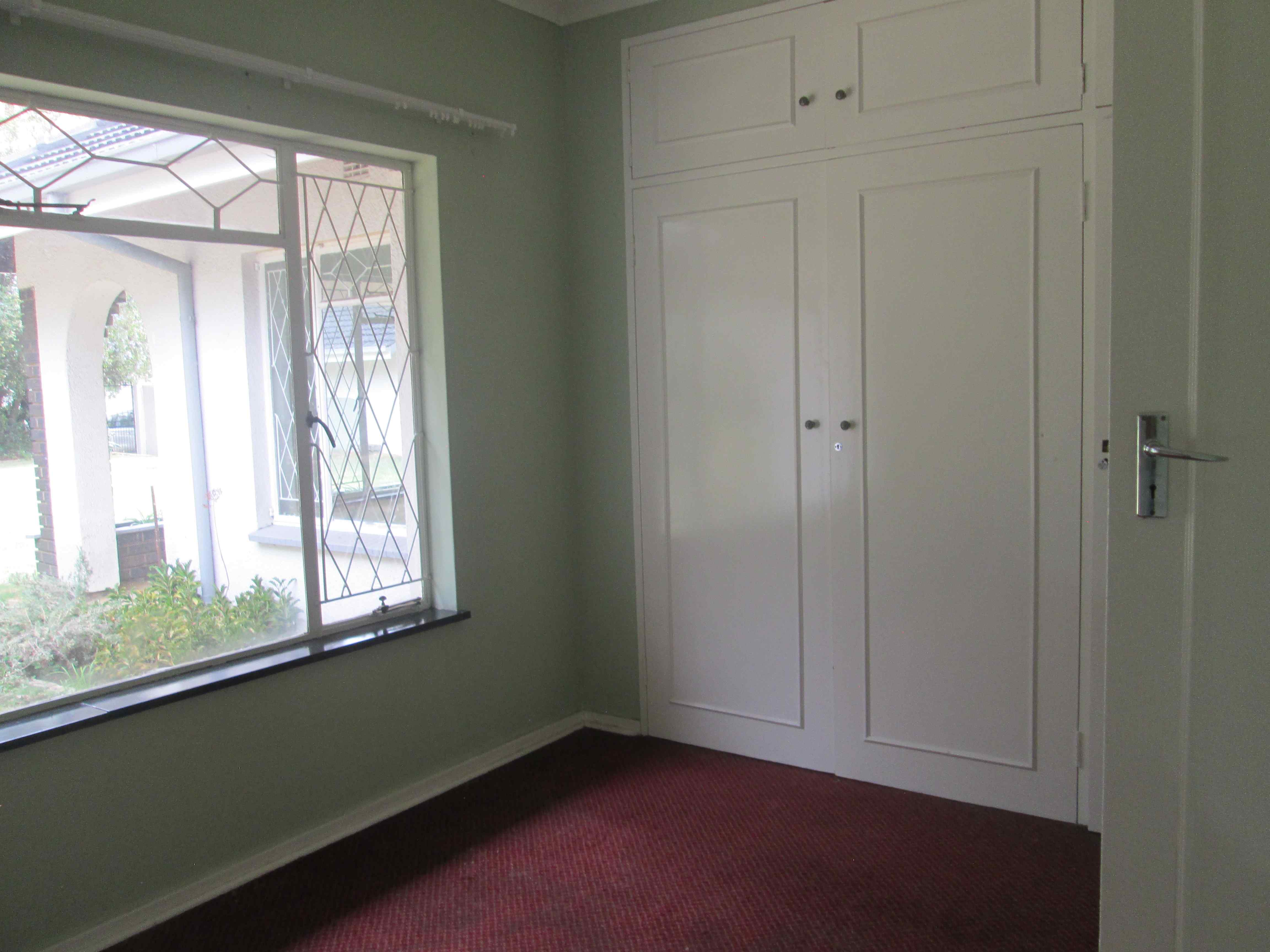 To Let 5 Bedroom Property for Rent in Wendywood Gauteng