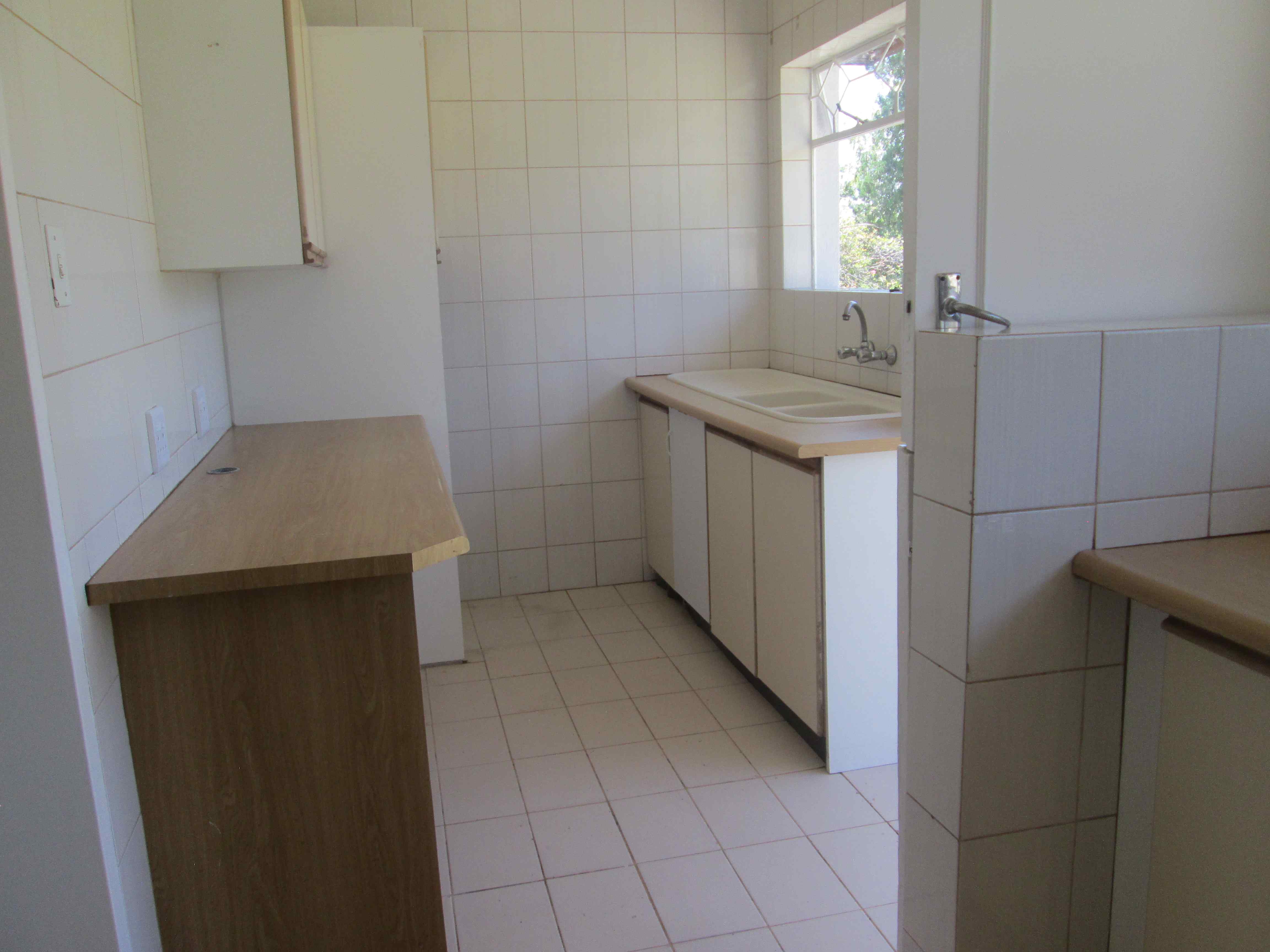 To Let 5 Bedroom Property for Rent in Wendywood Gauteng