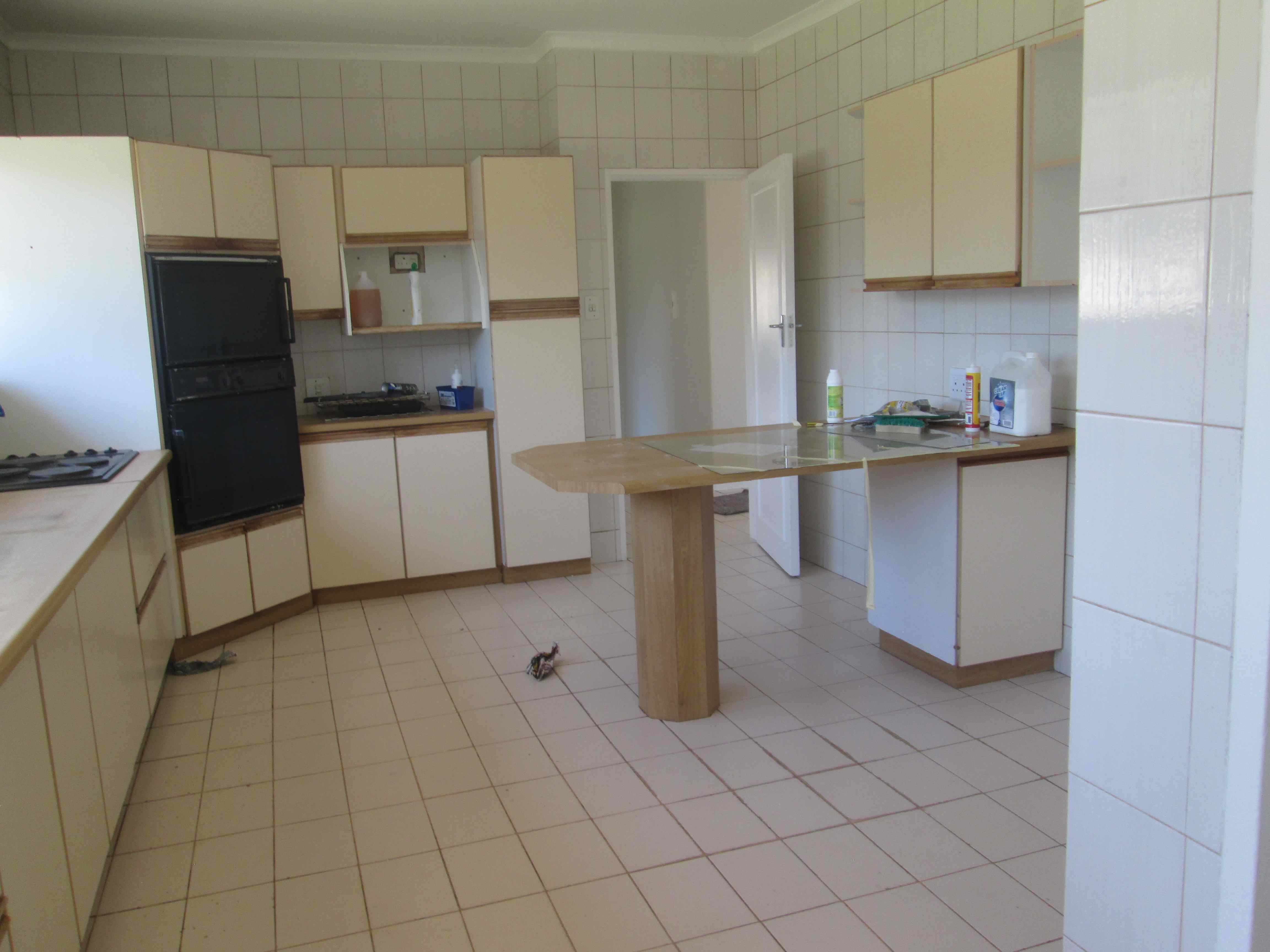 To Let 5 Bedroom Property for Rent in Wendywood Gauteng