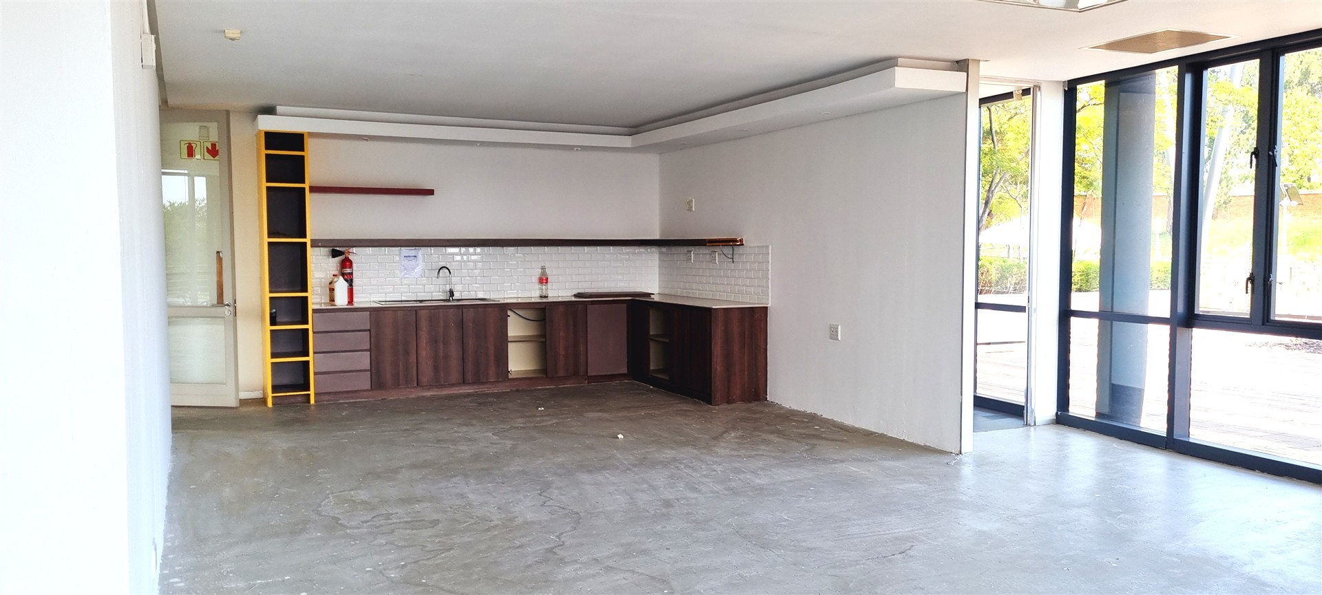 To Let commercial Property for Rent in Woodmead Gauteng