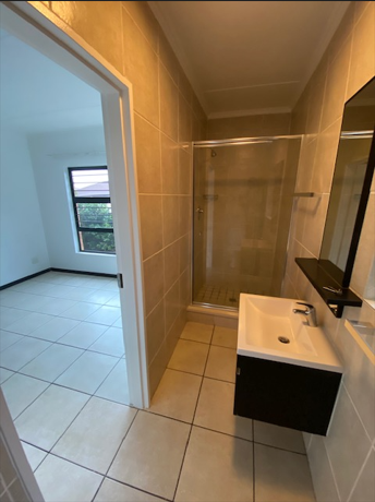 3 Bedroom Property for Sale in Greenstone Gate Gauteng