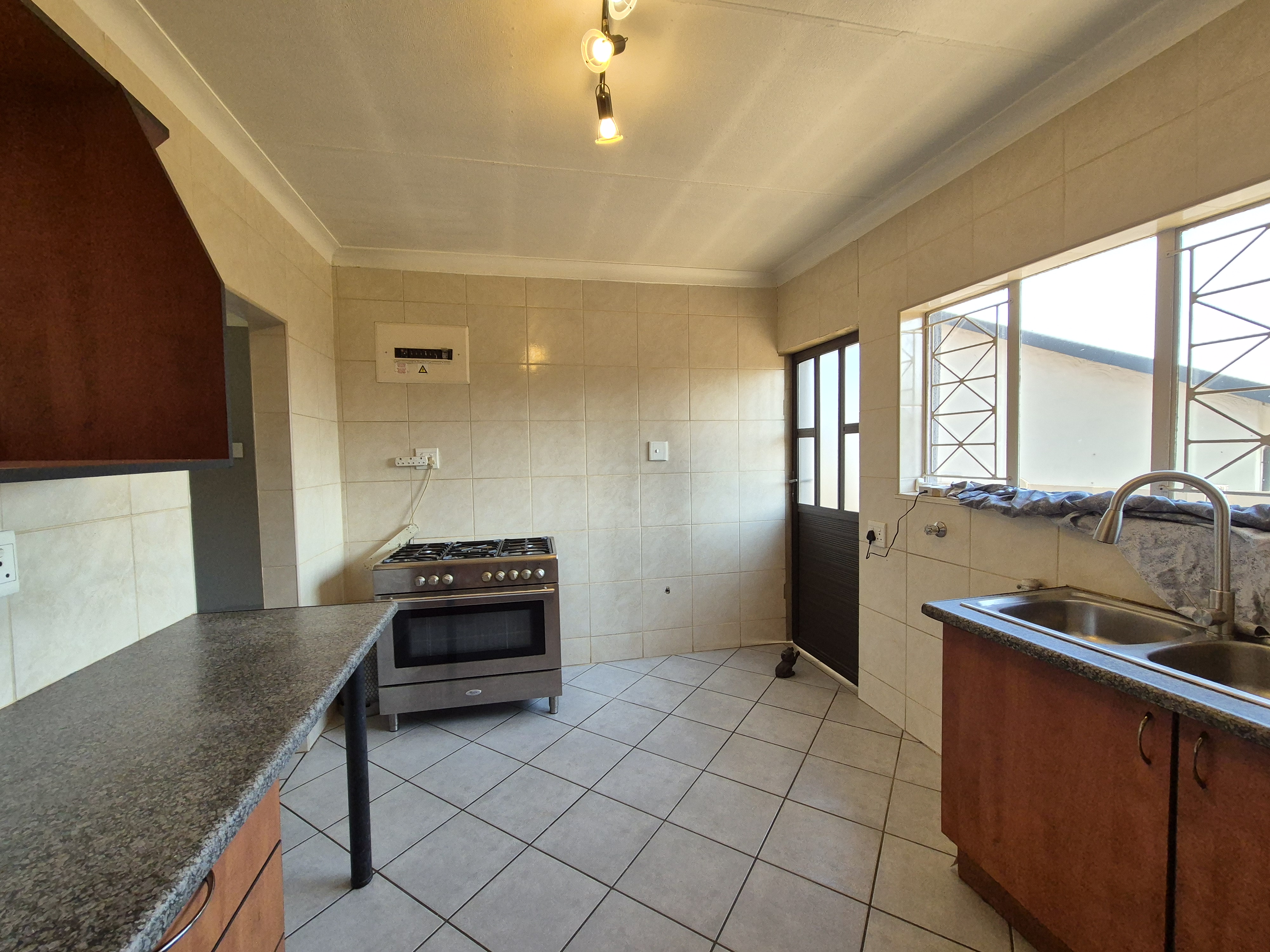 To Let 3 Bedroom Property for Rent in Klopperpark Gauteng