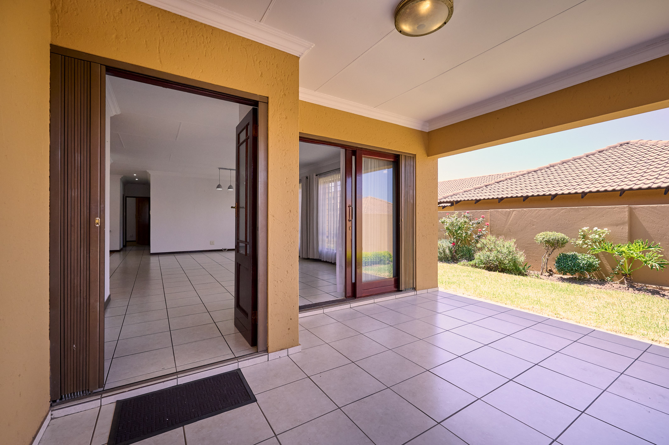 3 Bedroom Property for Sale in Erand Gardens Gauteng