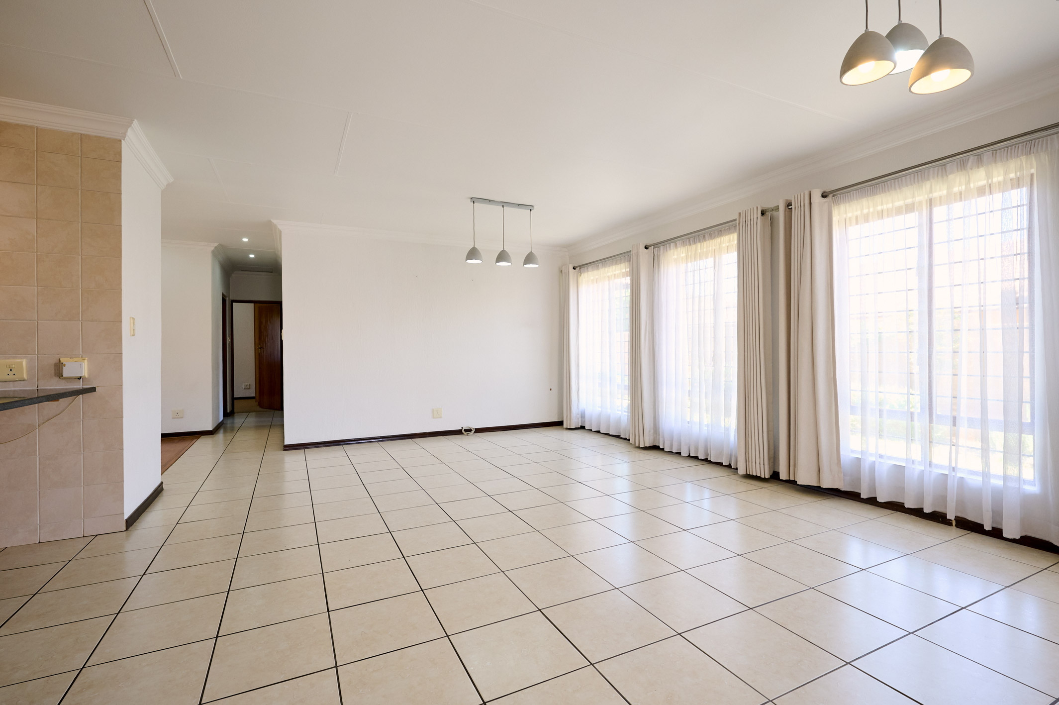 3 Bedroom Property for Sale in Erand Gardens Gauteng