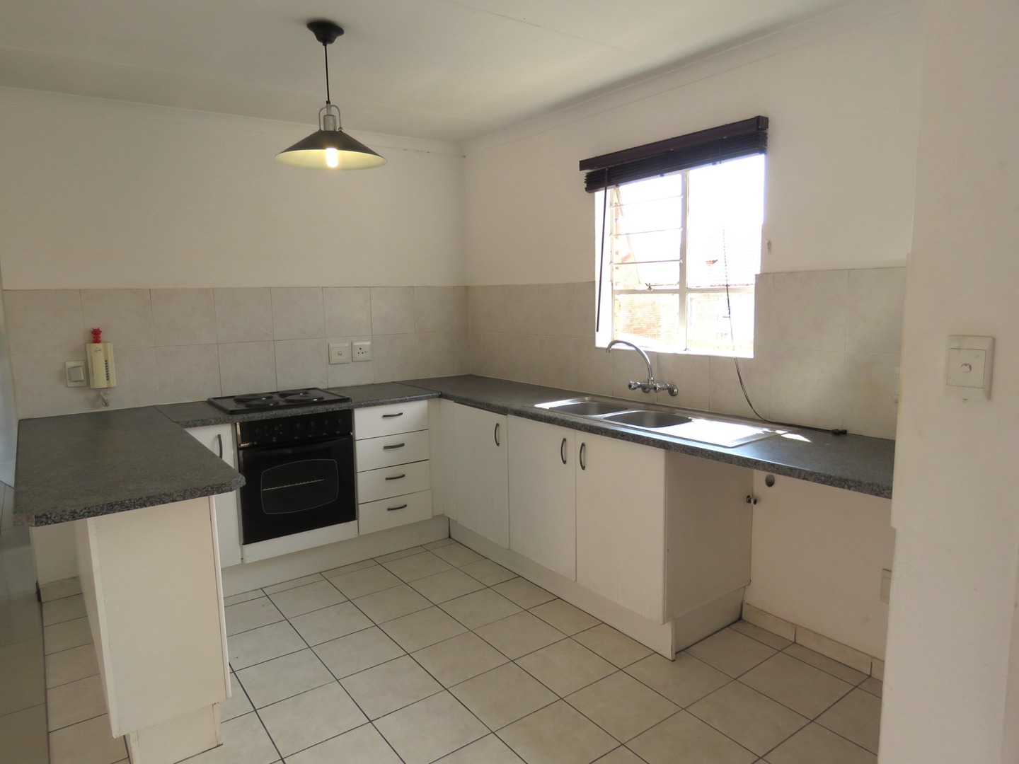 2 Bedroom Property for Sale in Liefde en Vrede Gauteng