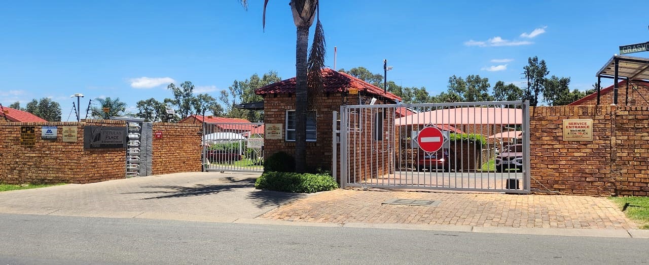 2 Bedroom Property for Sale in Liefde en Vrede Gauteng