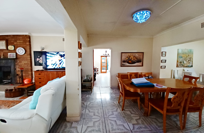 5 Bedroom Property for Sale in Vanderbijlpark SW 5 Gauteng