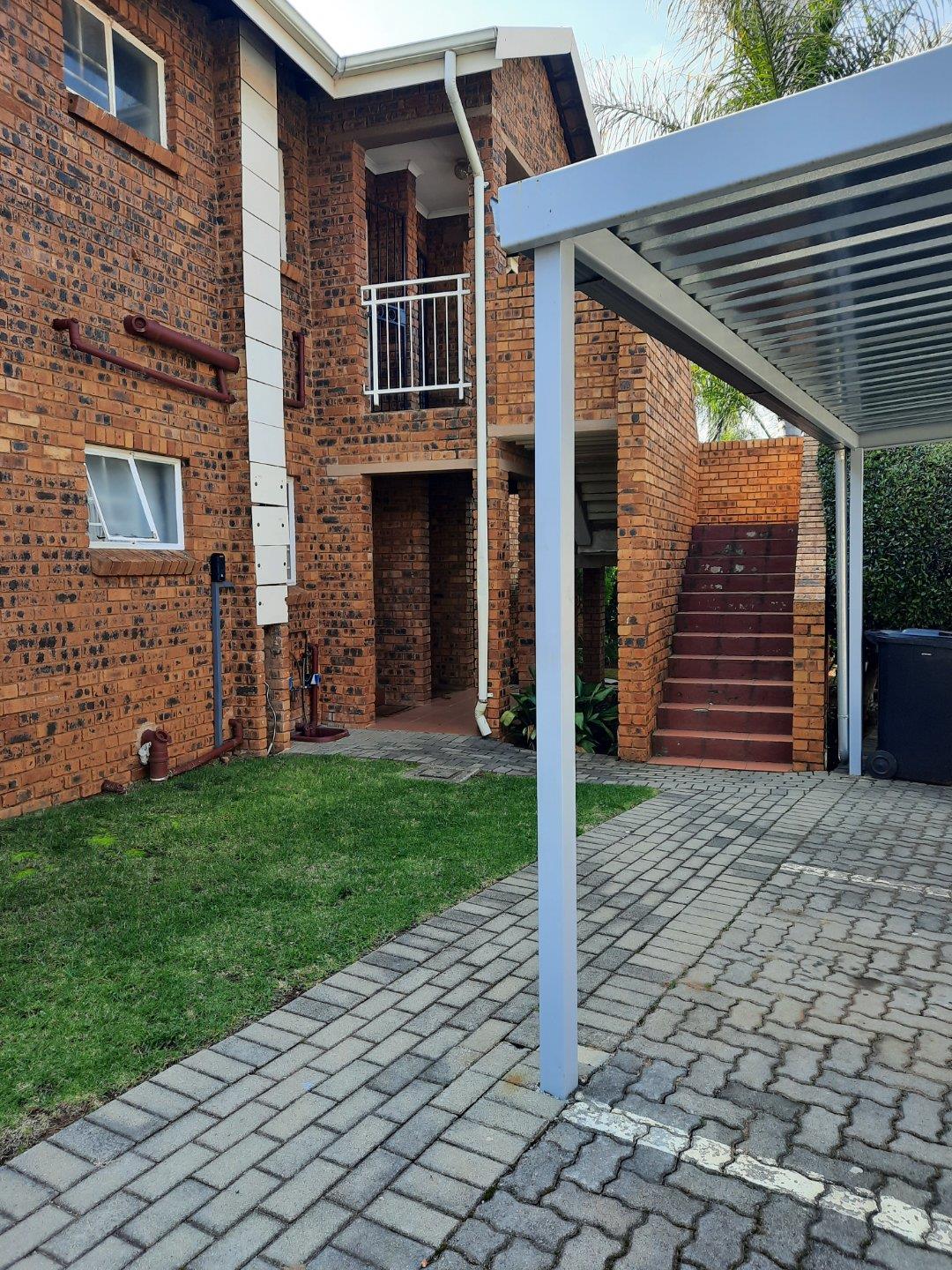 2 Bedroom Property for Sale in Highveld Gauteng