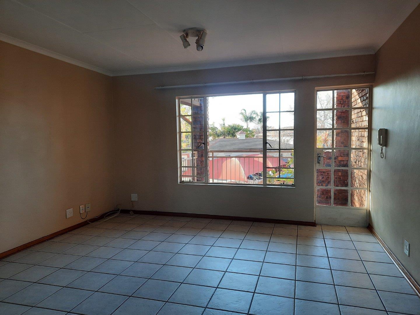 2 Bedroom Property for Sale in Highveld Gauteng