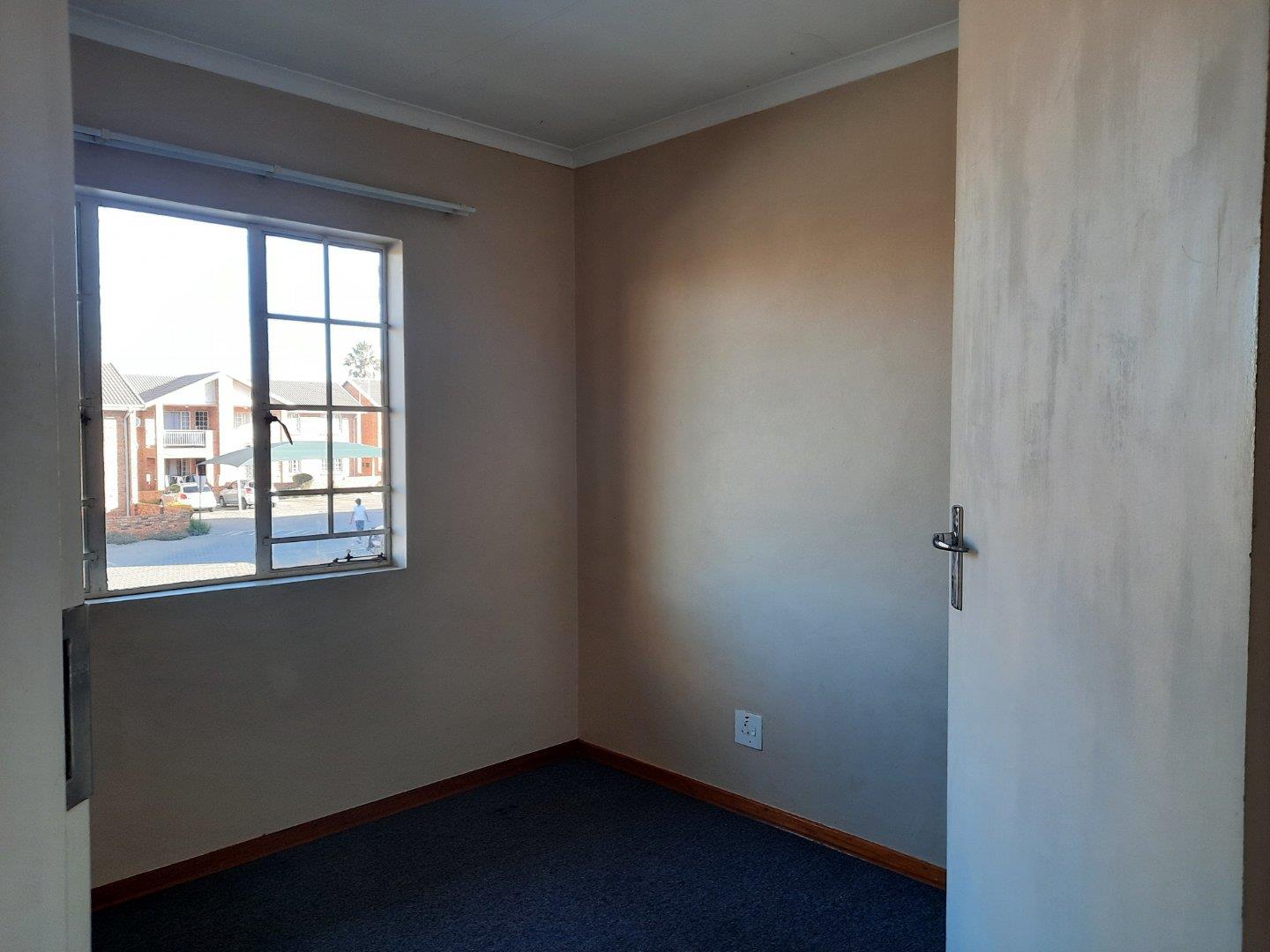 2 Bedroom Property for Sale in Highveld Gauteng