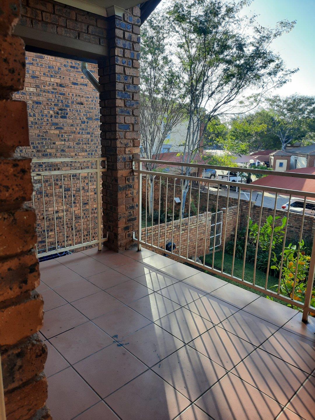 2 Bedroom Property for Sale in Highveld Gauteng