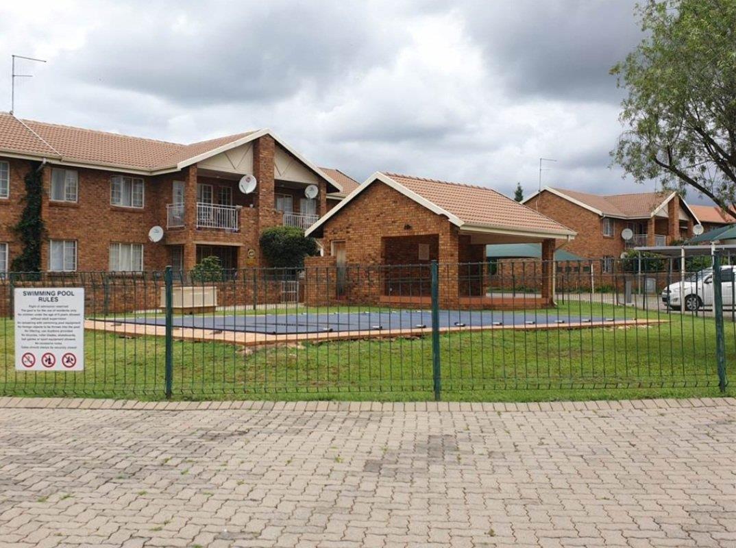 2 Bedroom Property for Sale in Highveld Gauteng