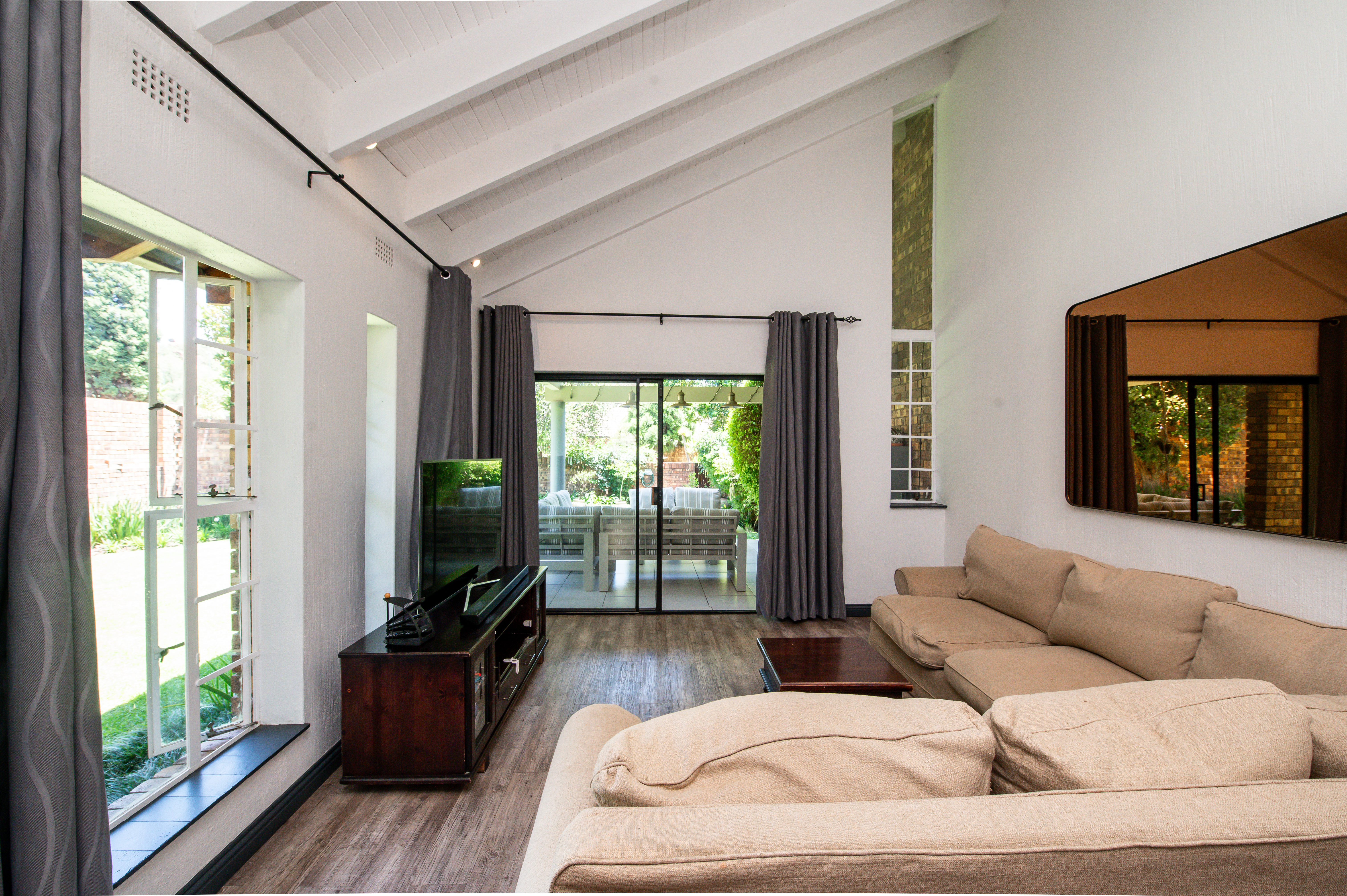 3 Bedroom Property for Sale in Lonehill Gauteng