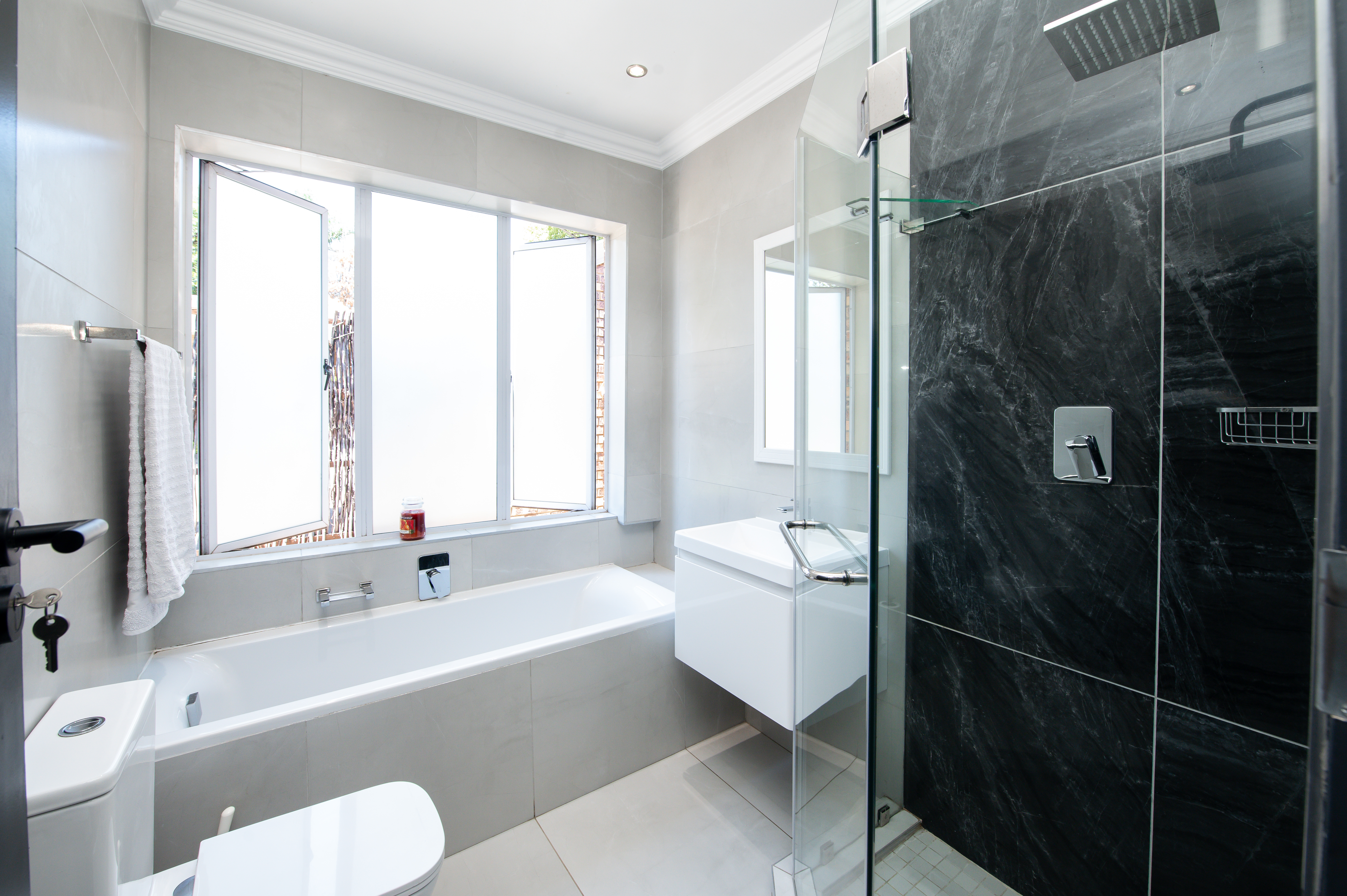 3 Bedroom Property for Sale in Lonehill Gauteng