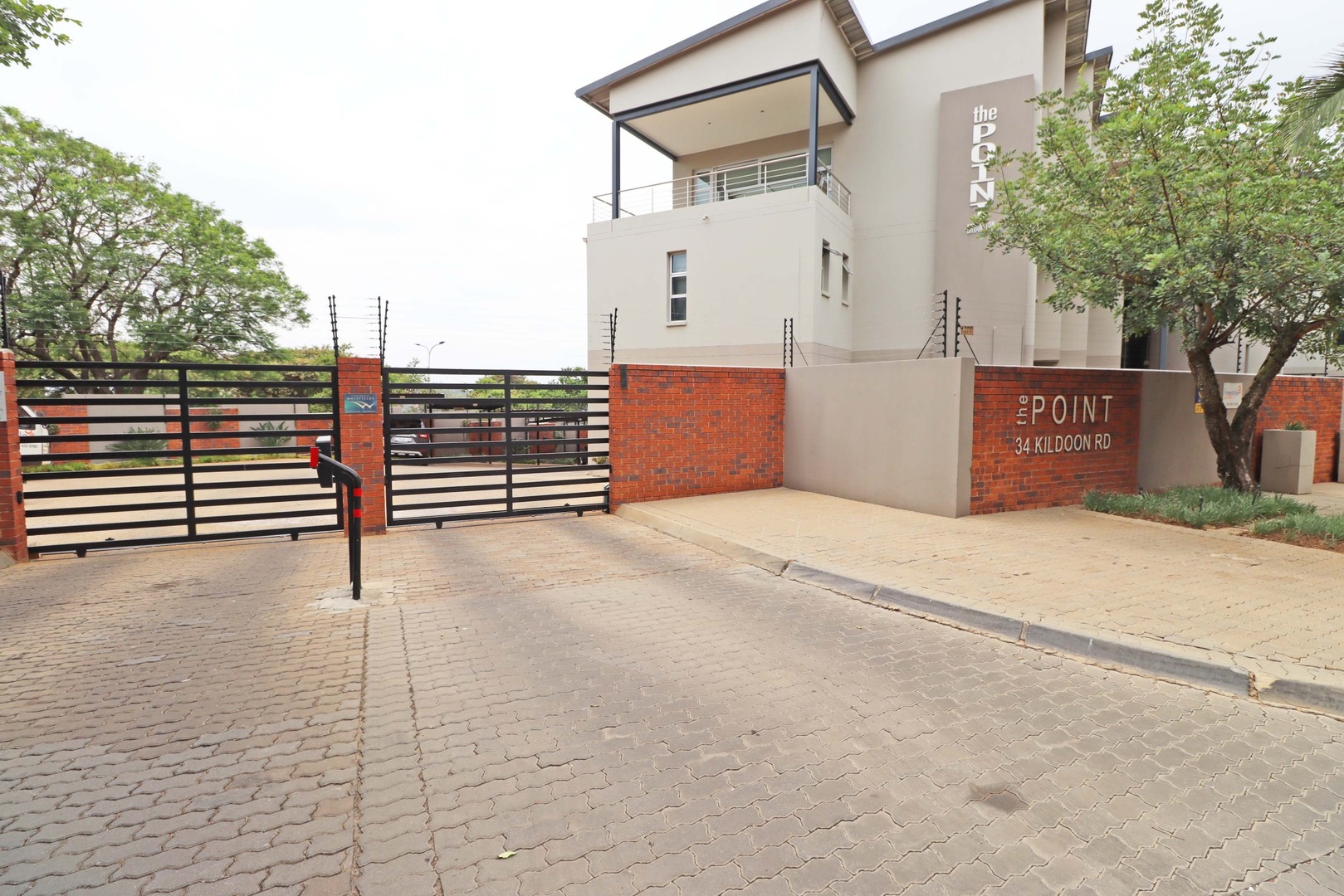 To Let 3 Bedroom Property for Rent in Bryanston Gauteng