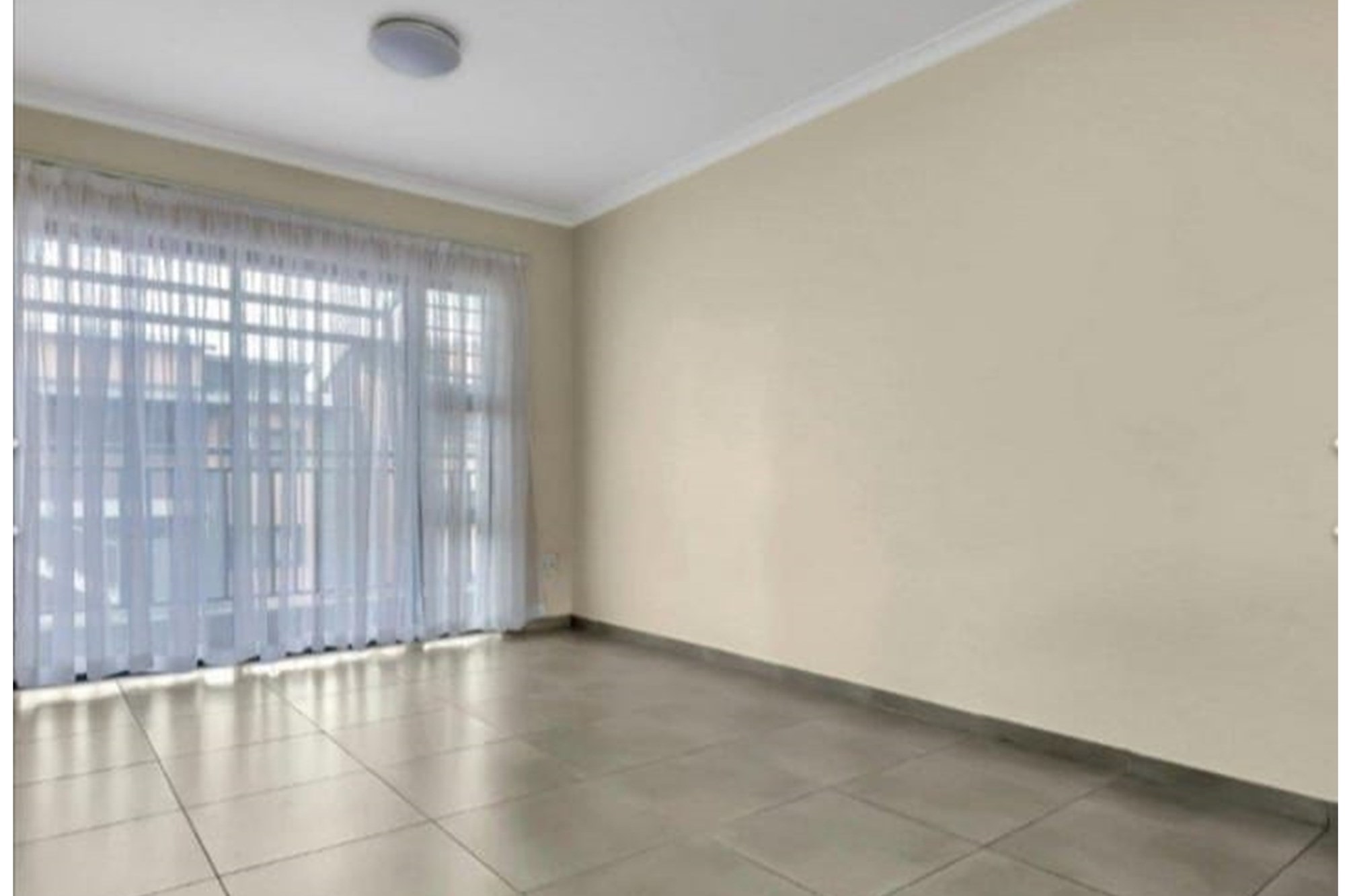 2 Bedroom Property for Sale in Vorna Valley Gauteng