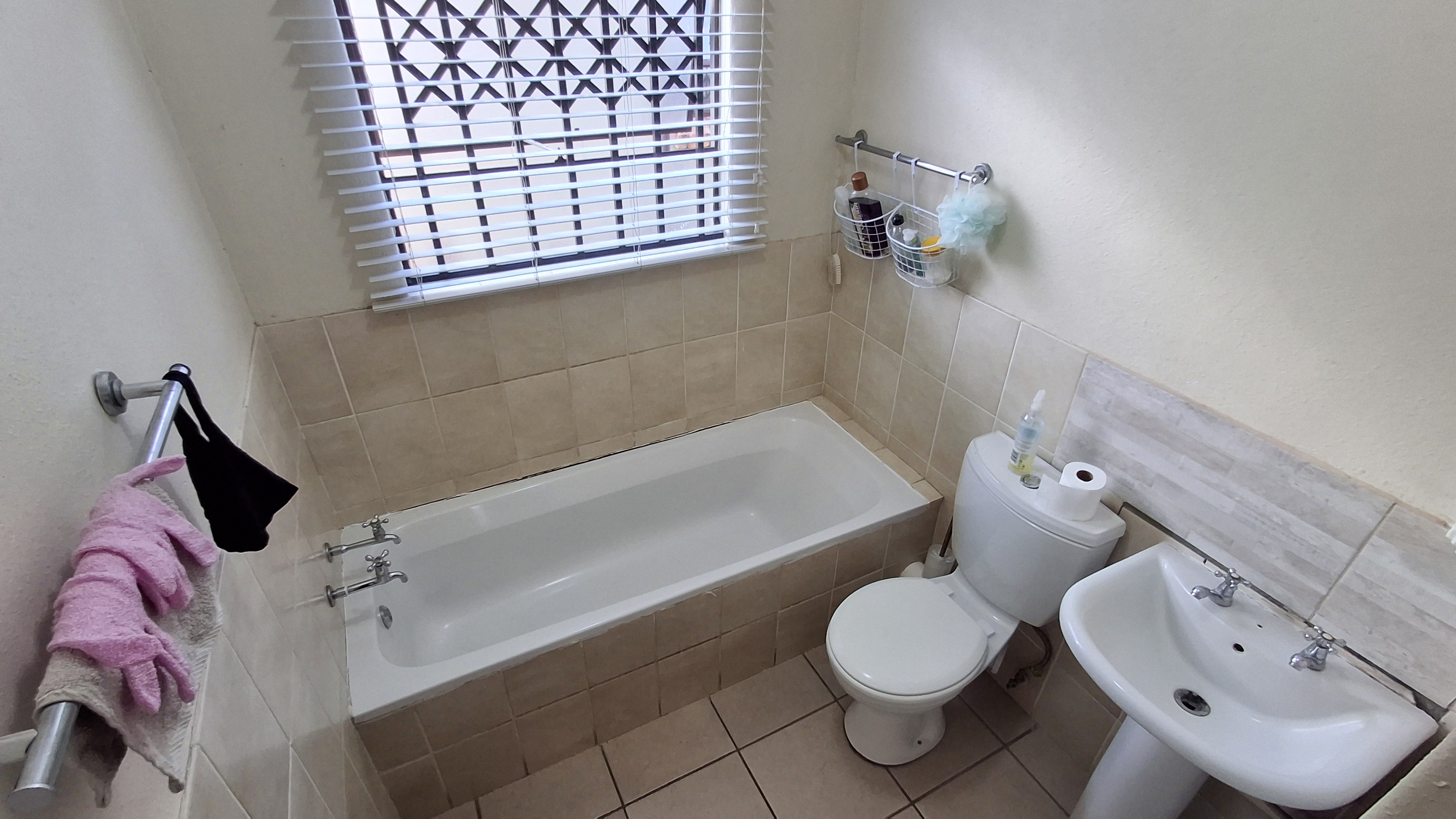 3 Bedroom Property for Sale in Heatherview Gauteng