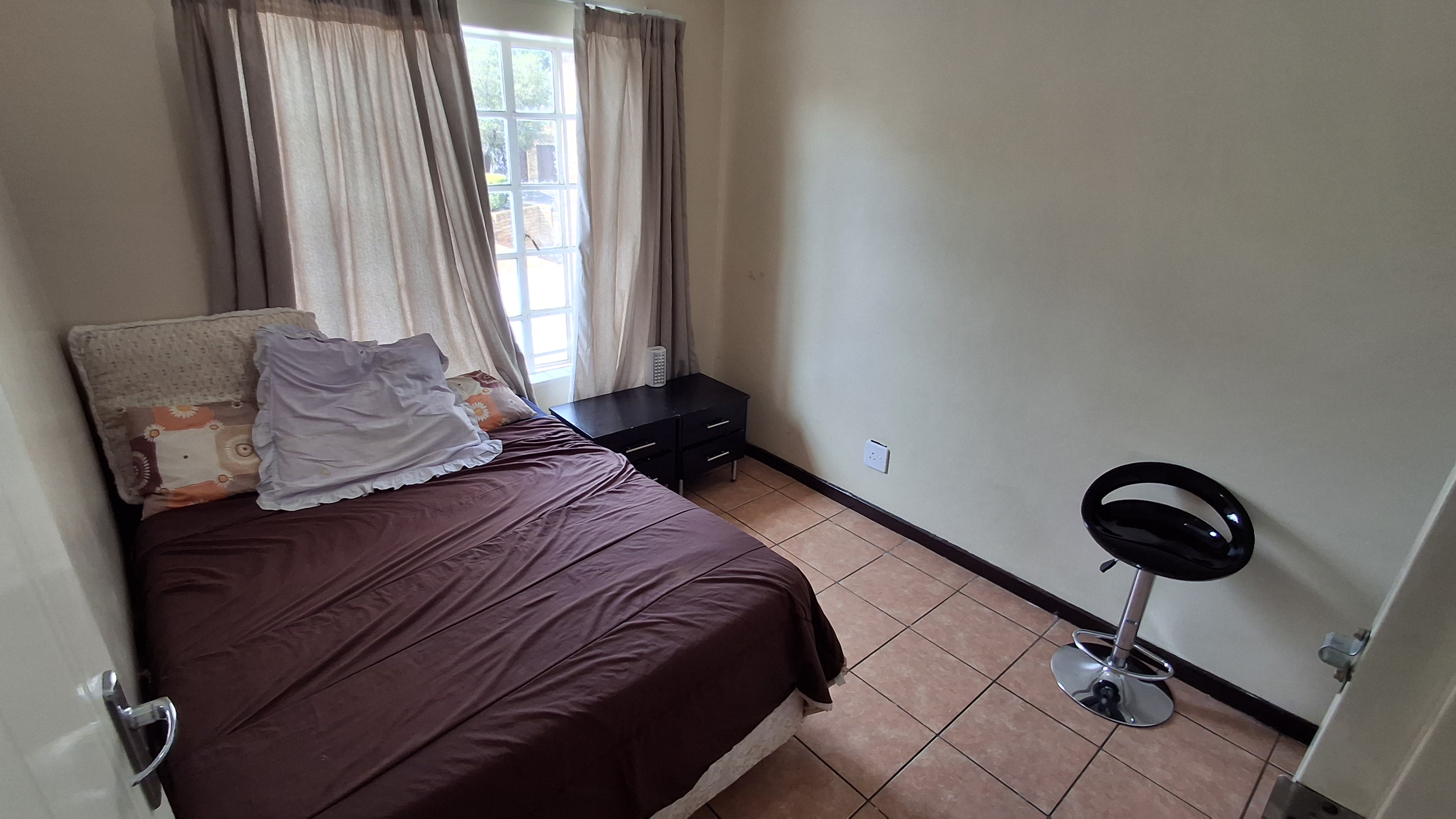 3 Bedroom Property for Sale in Die Hoewes Gauteng