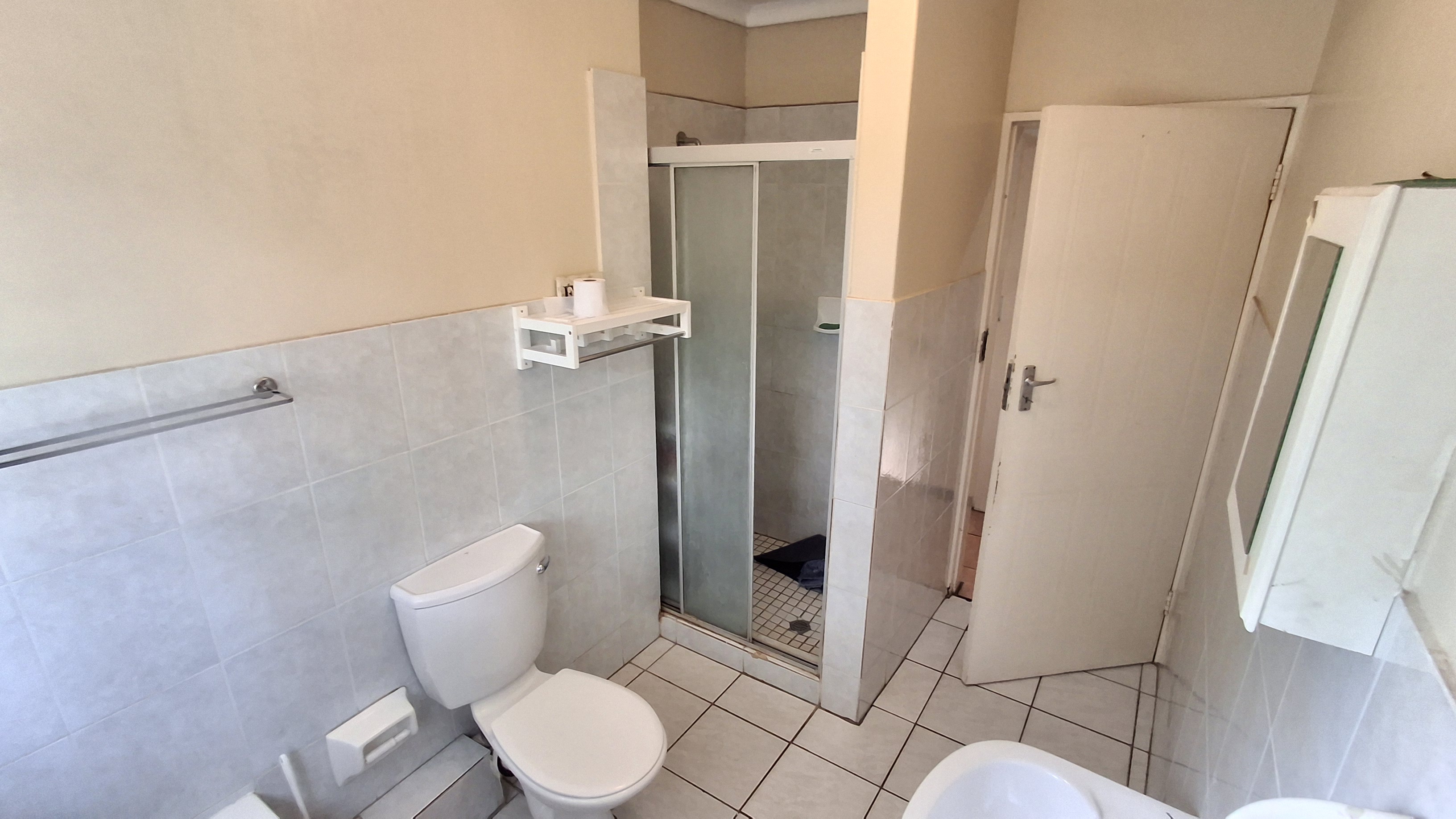 3 Bedroom Property for Sale in Die Hoewes Gauteng