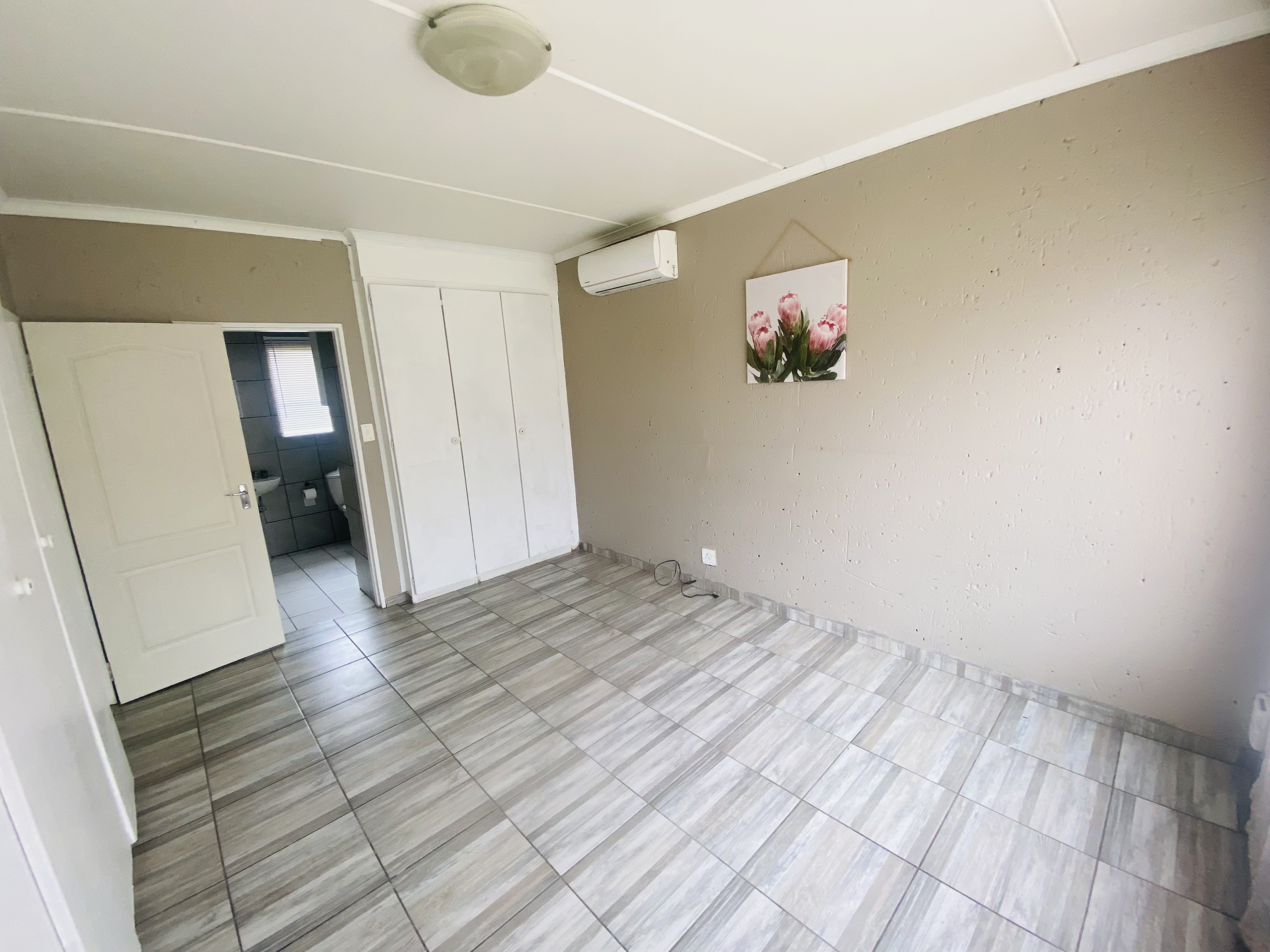 3 Bedroom Property for Sale in Alberante Gauteng