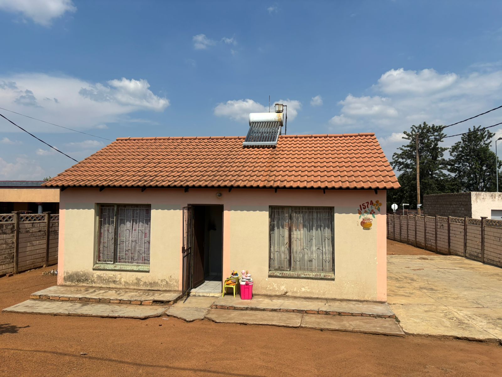 2 Bedroom Property for Sale in Soshanguve GG Gauteng