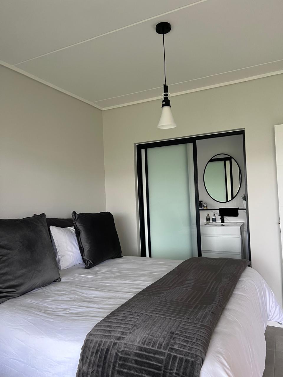 To Let 1 Bedroom Property for Rent in Waterfall Gauteng