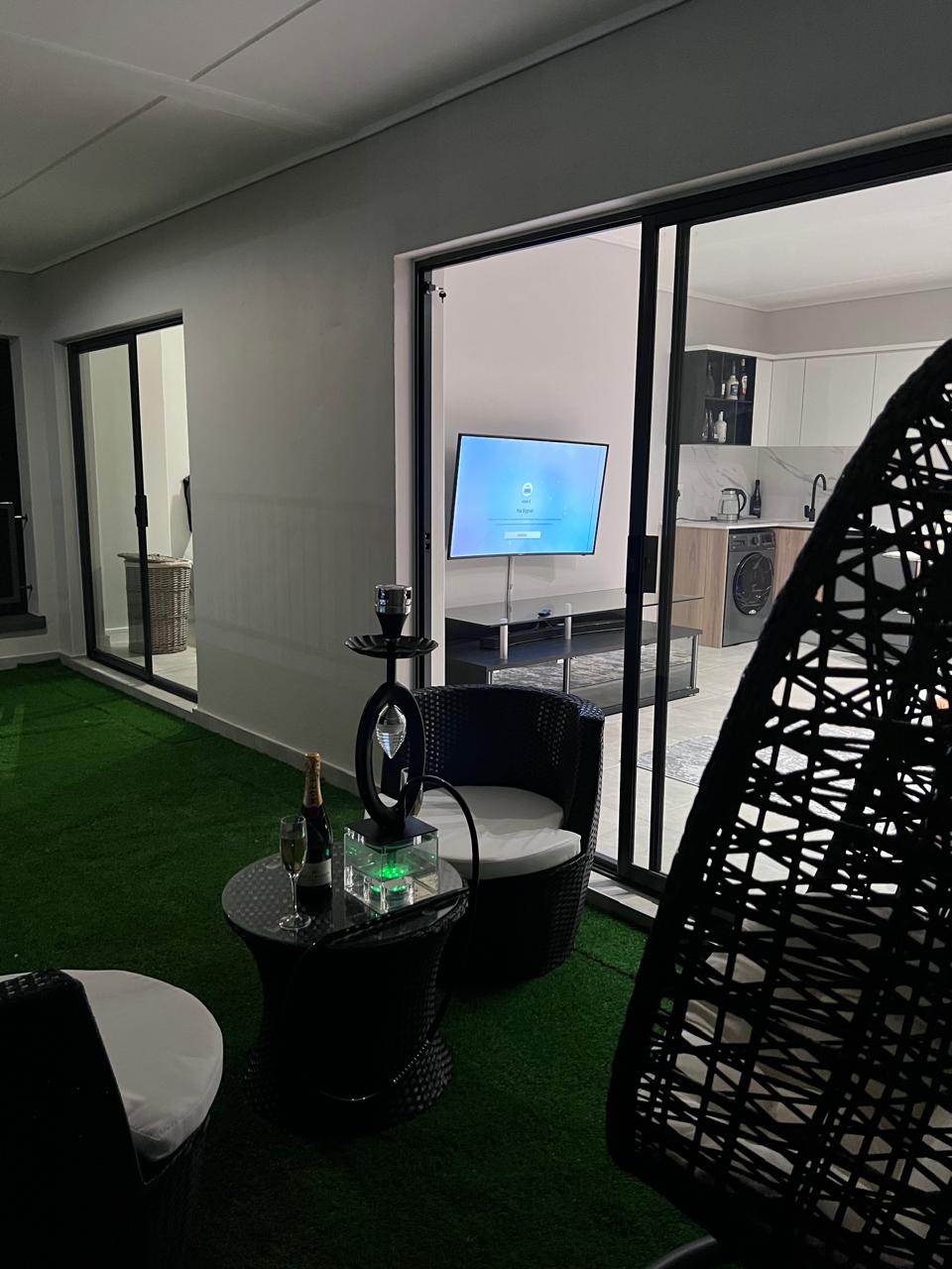 To Let 1 Bedroom Property for Rent in Waterfall Gauteng