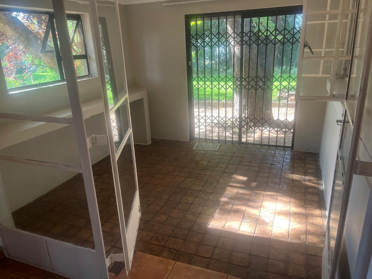 To Let 1 Bedroom Property for Rent in Glen Austin Gauteng