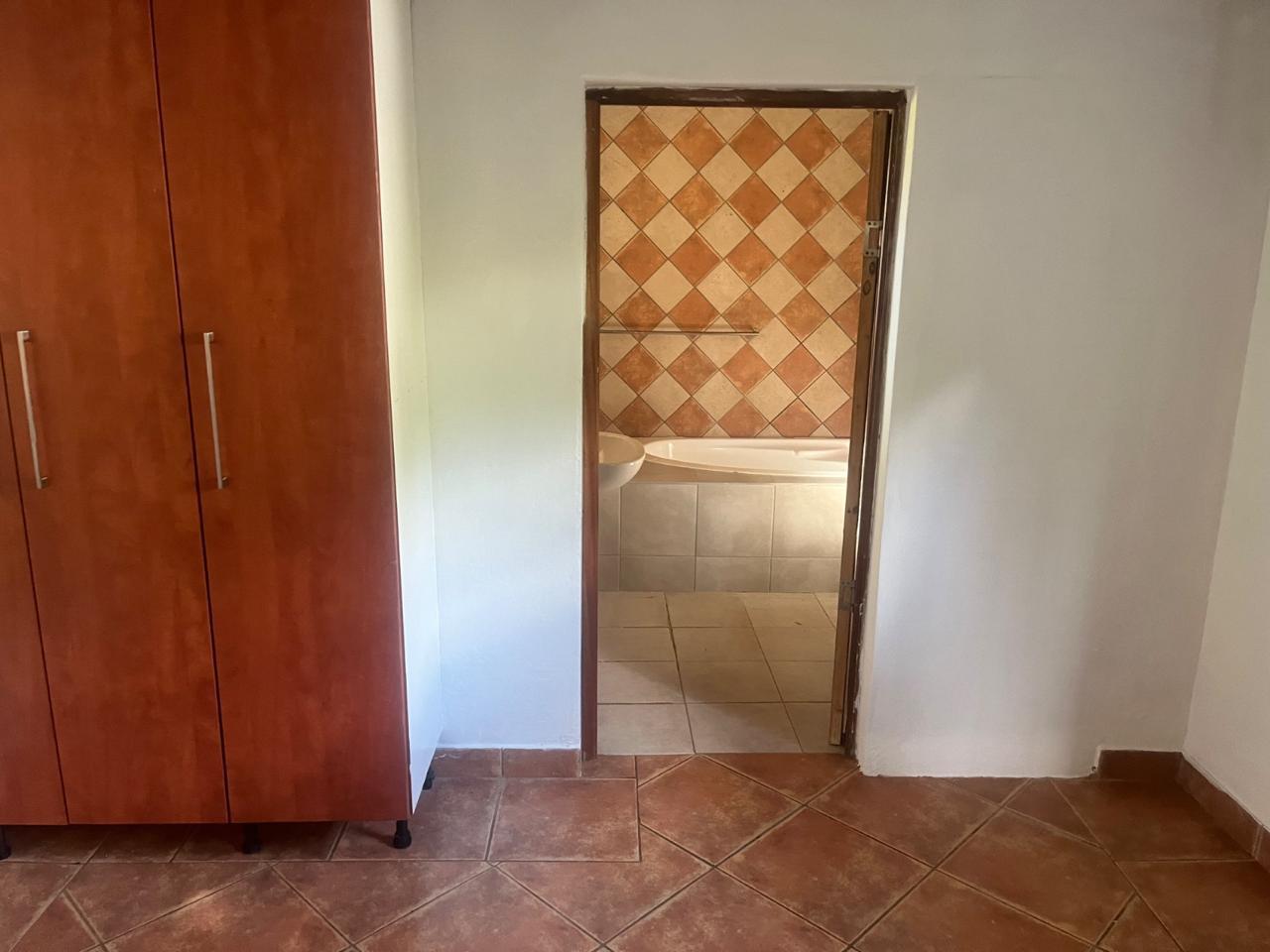 To Let 1 Bedroom Property for Rent in Glen Austin Gauteng