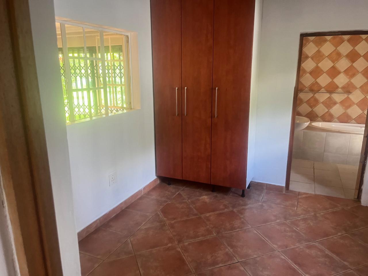 To Let 1 Bedroom Property for Rent in Glen Austin Gauteng